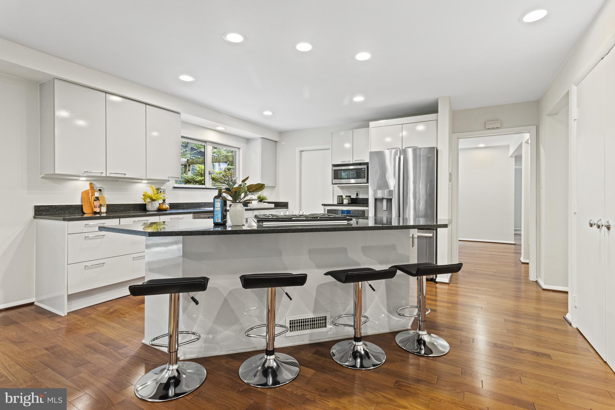 DEWEY PARK - Residential