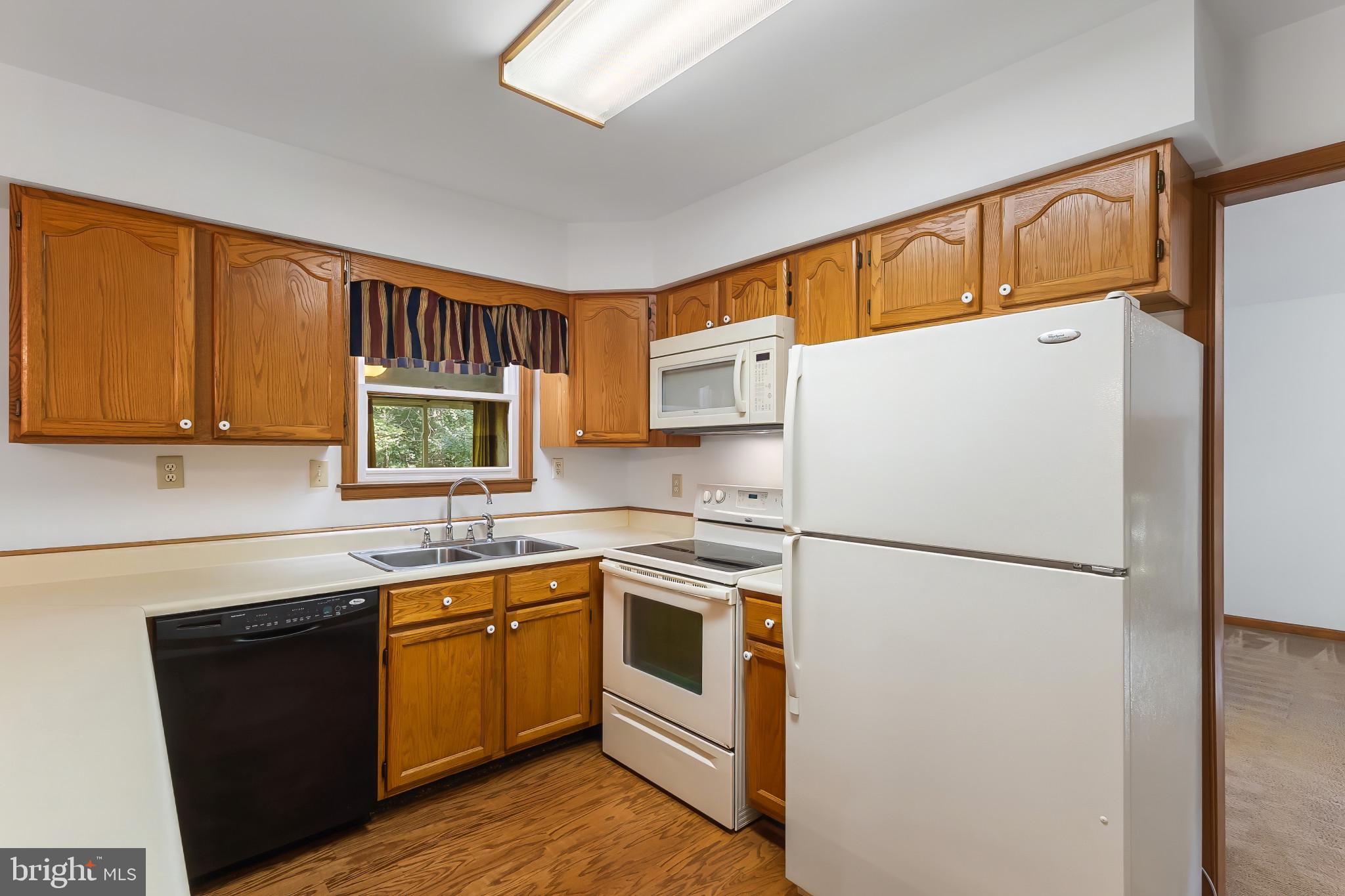 ROCKAWALKIN VILLAGE - Residential