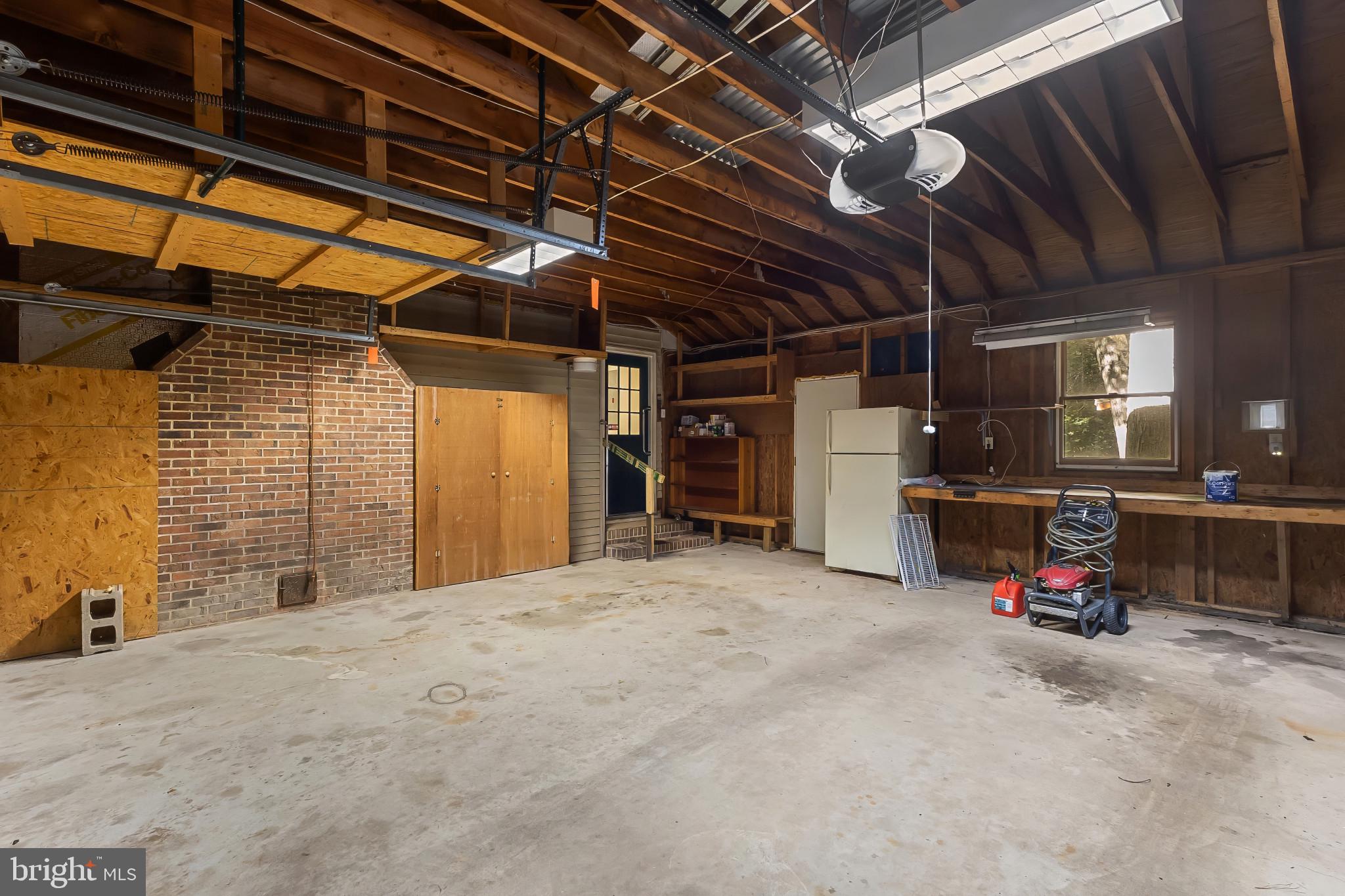 ROCKAWALKIN VILLAGE - Residential