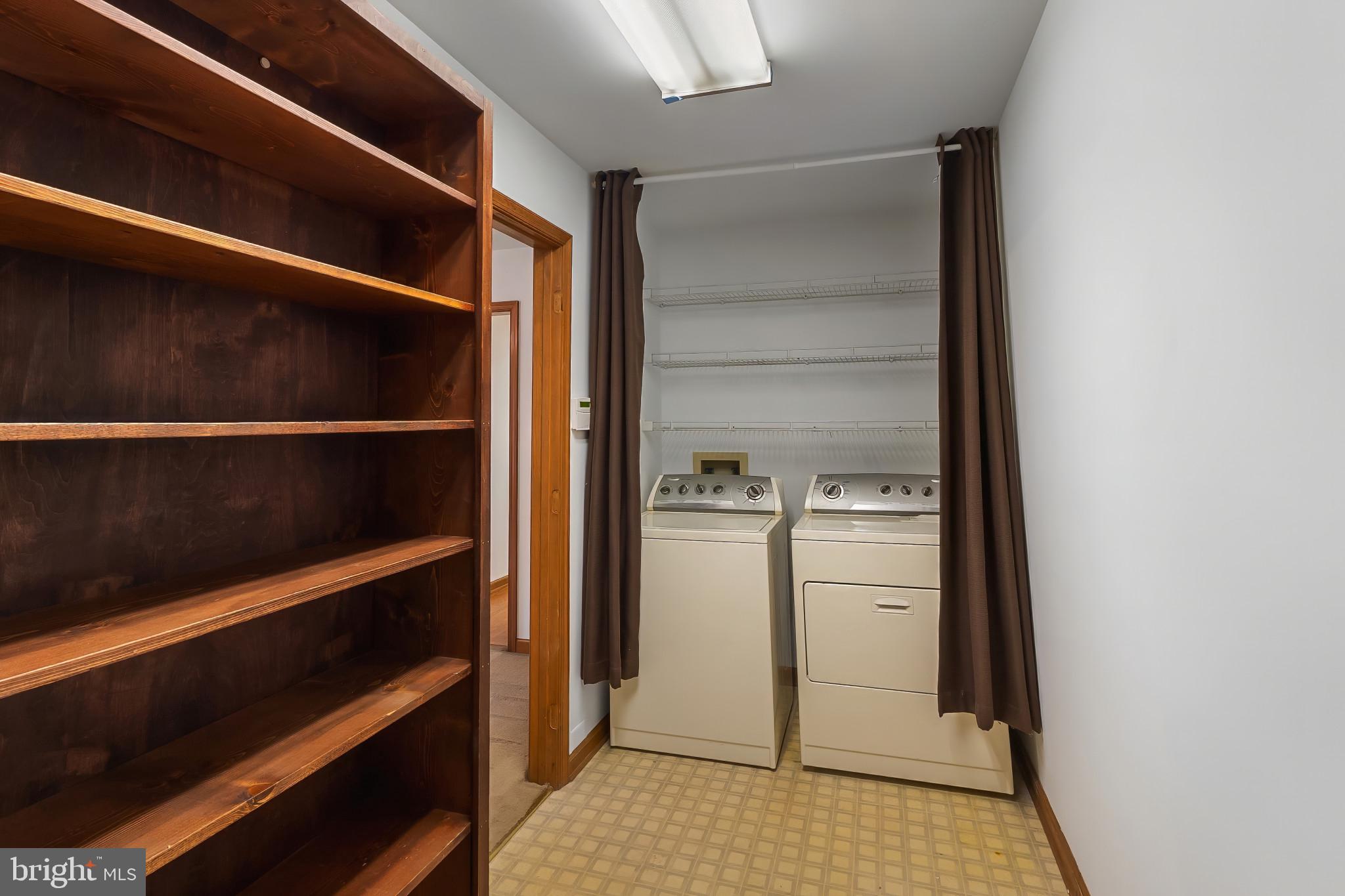 ROCKAWALKIN VILLAGE - Residential