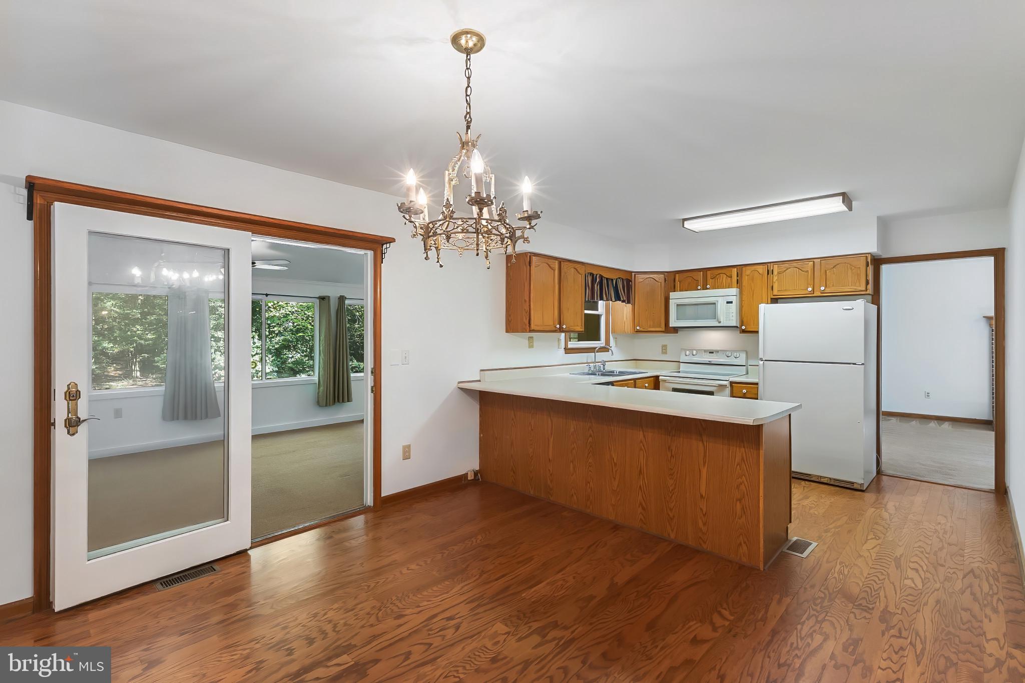 ROCKAWALKIN VILLAGE - Residential