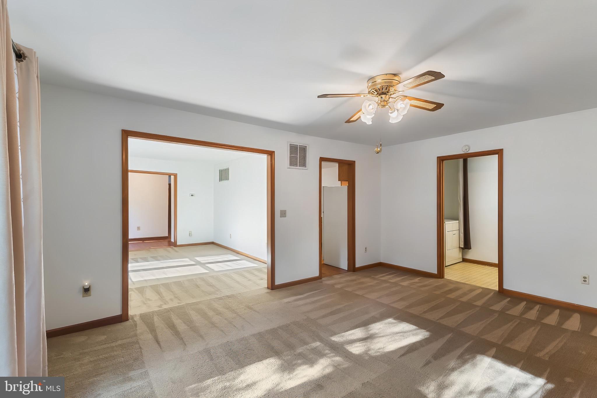 ROCKAWALKIN VILLAGE - Residential