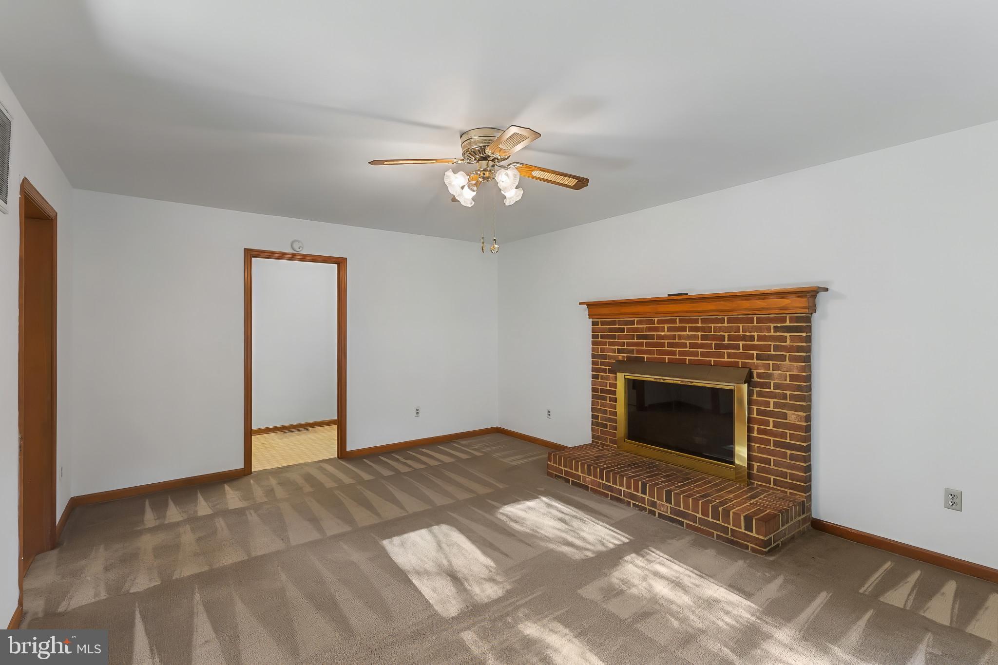 ROCKAWALKIN VILLAGE - Residential