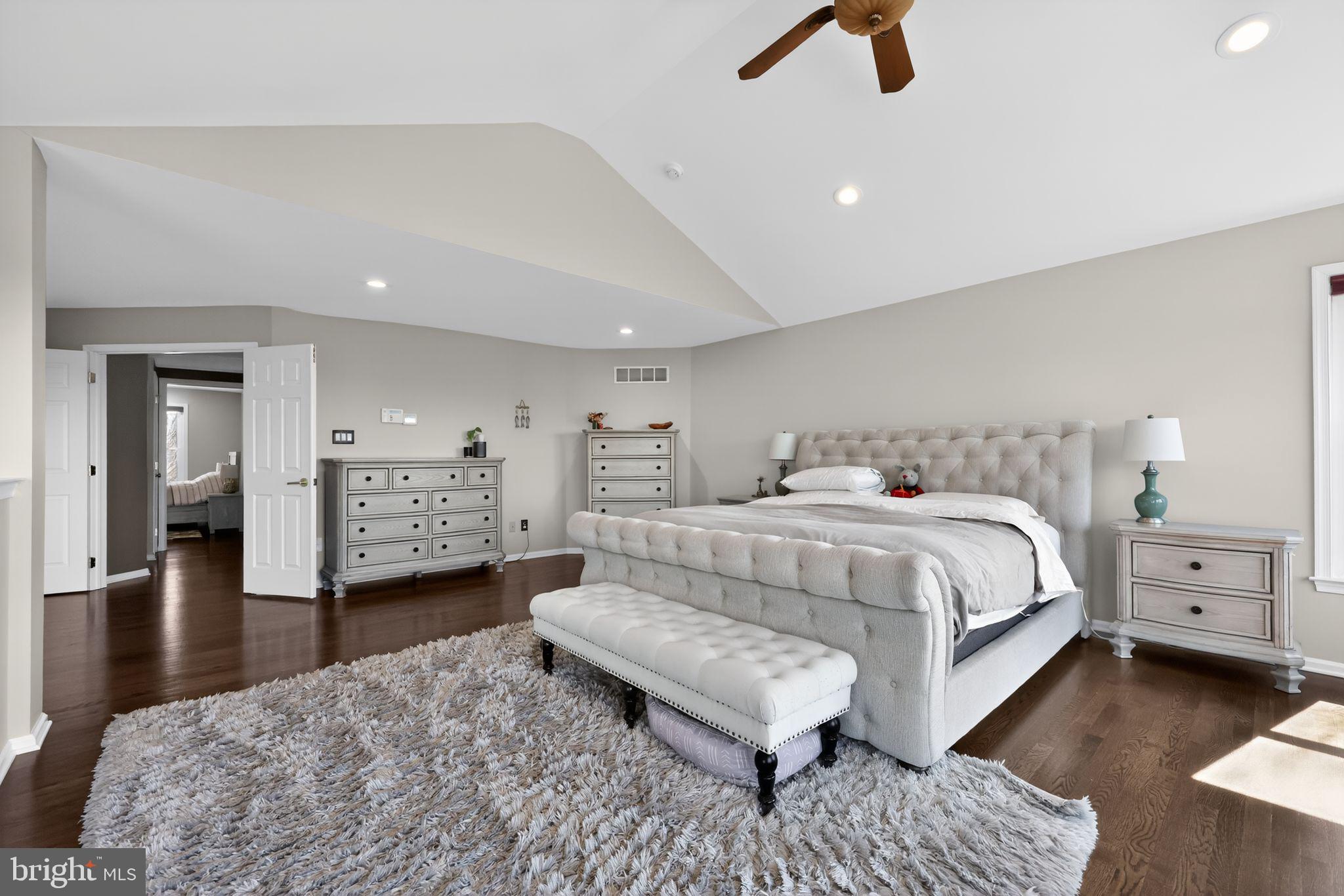 WAINWRIGHT AT WHIT - Residential