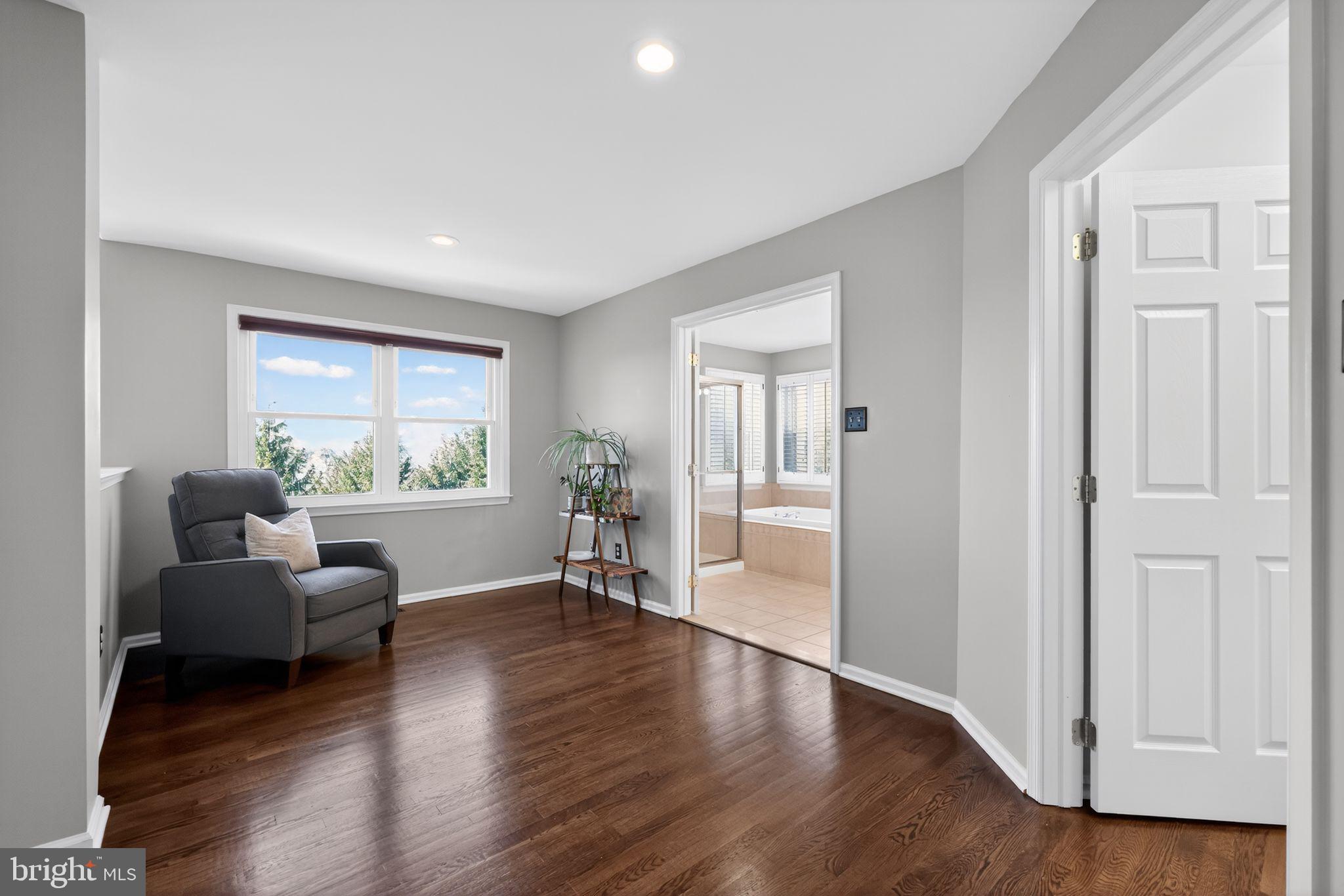 WAINWRIGHT AT WHIT - Residential