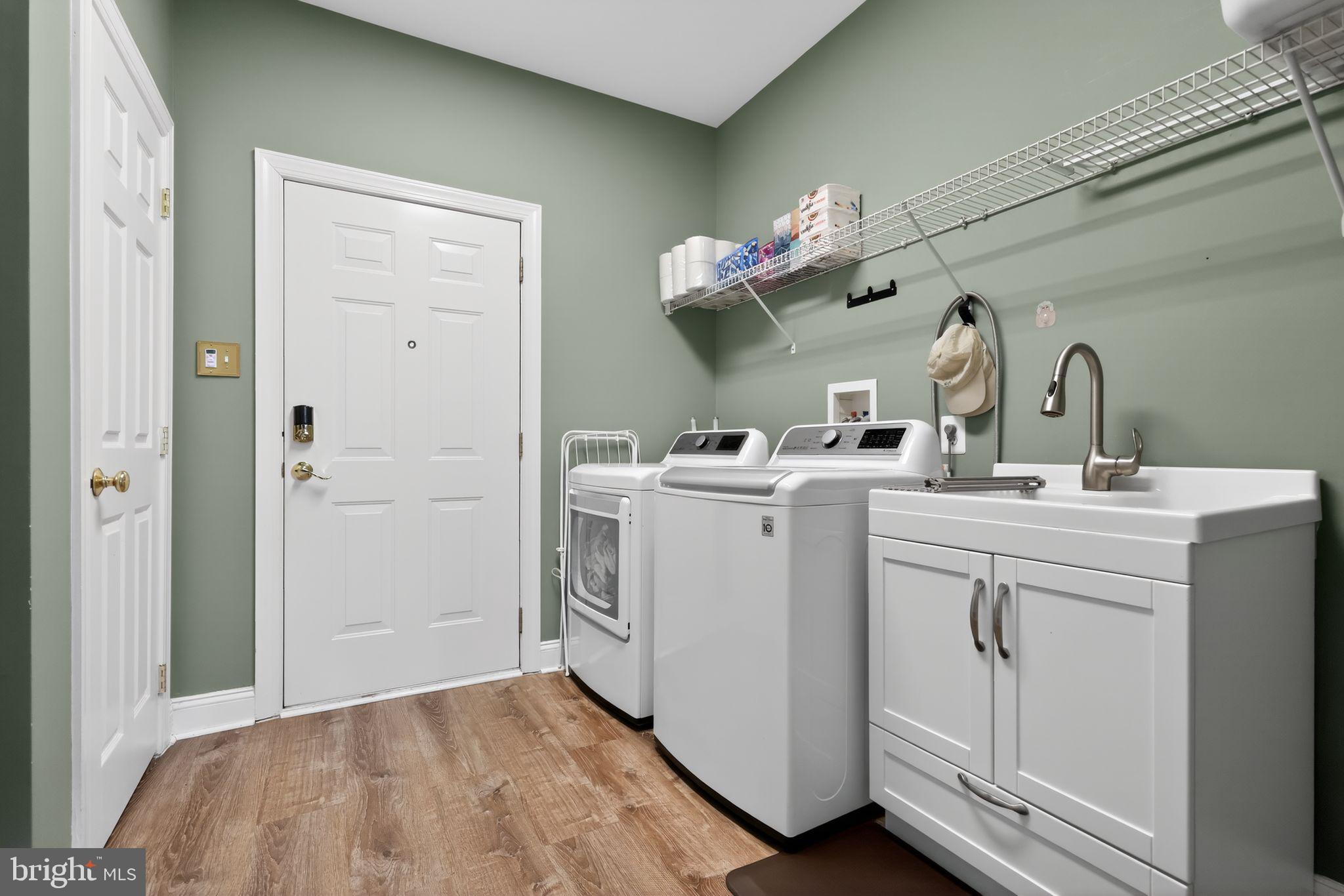 WAINWRIGHT AT WHIT - Residential