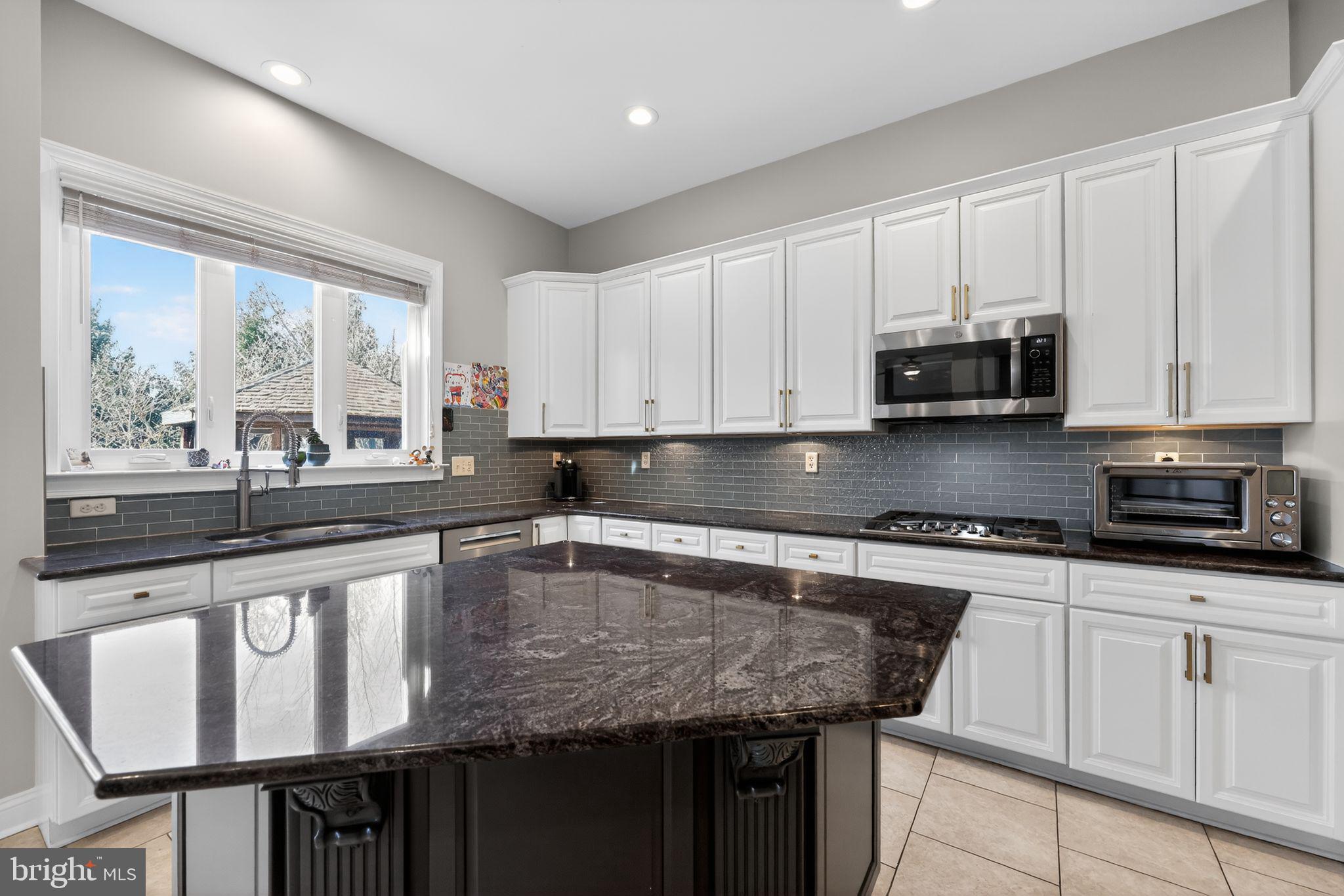 WAINWRIGHT AT WHIT - Residential