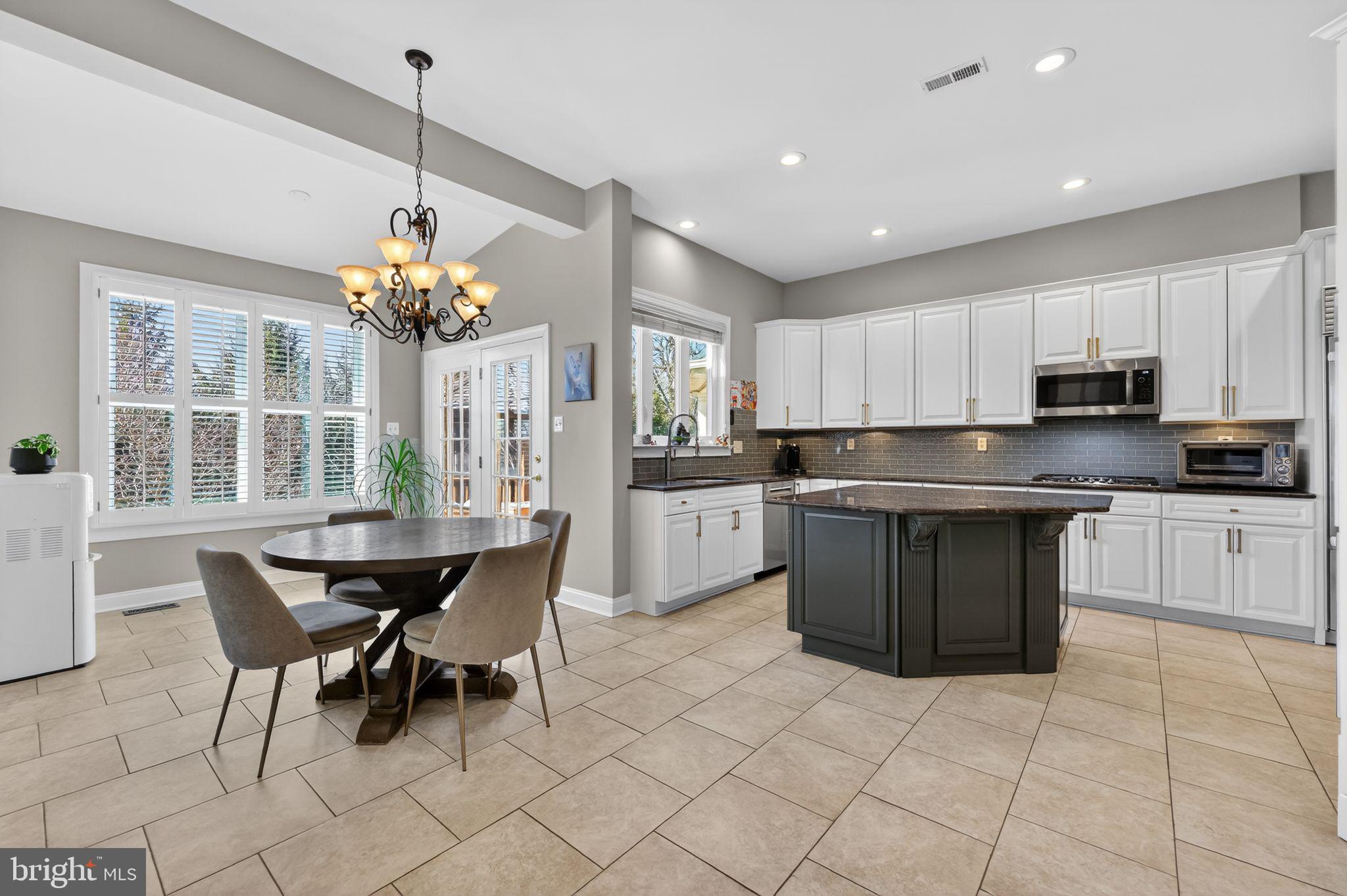 WAINWRIGHT AT WHIT - Residential