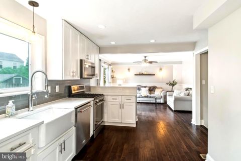 7940 ROYAL MINT PLACE PASADENA MD 21122