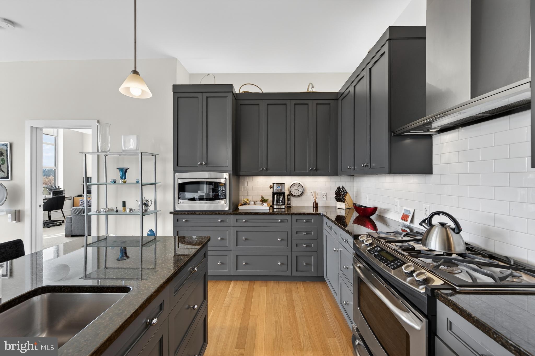 PEMBROKE NORTH - Residential