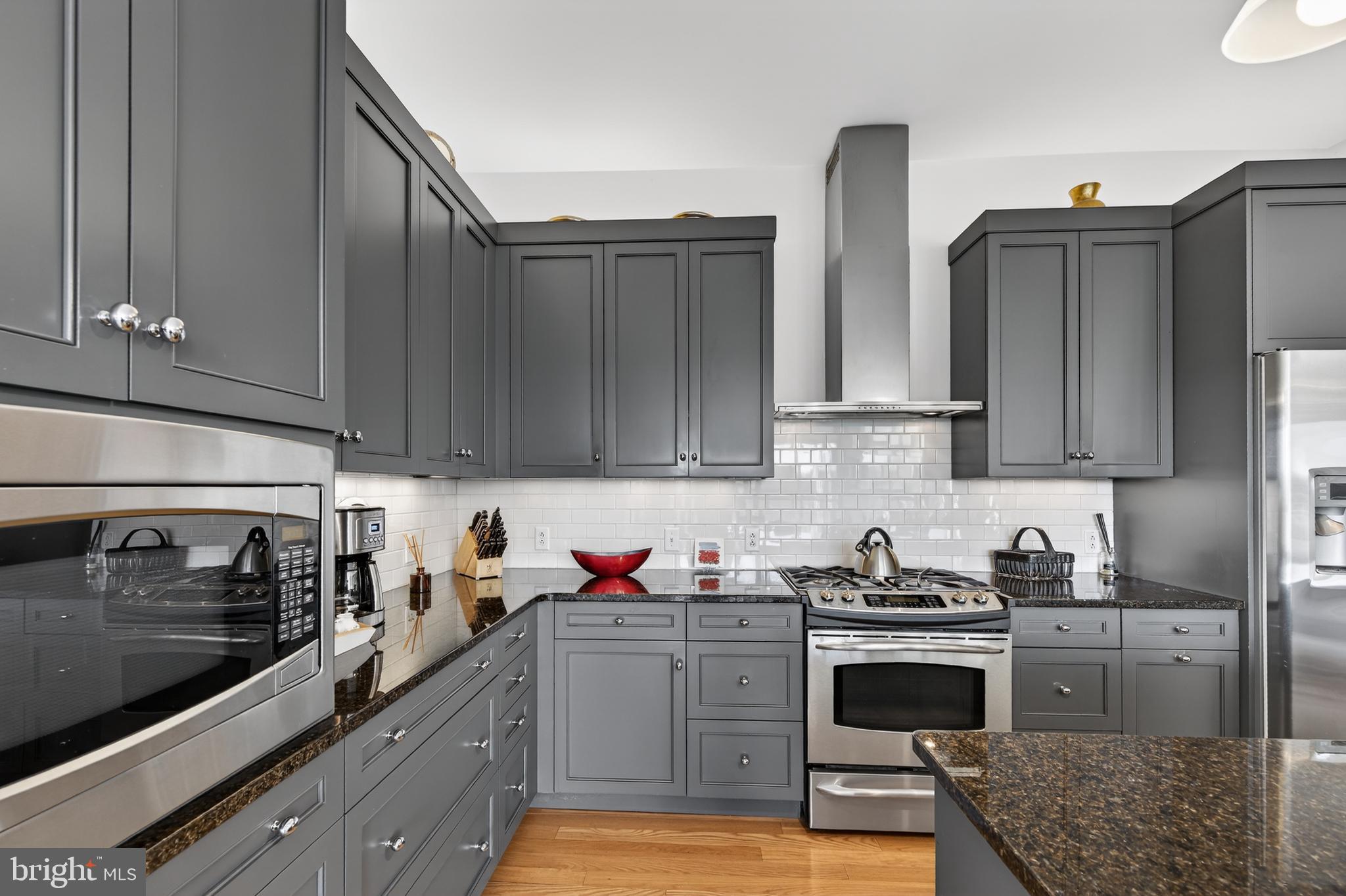 PEMBROKE NORTH - Residential