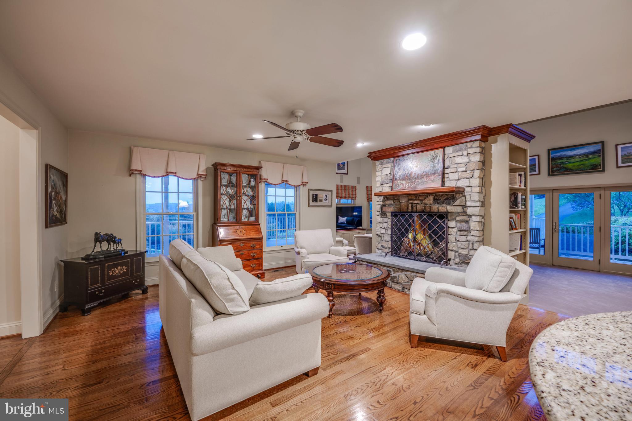 WORTHINGTON VALLEY - Residential