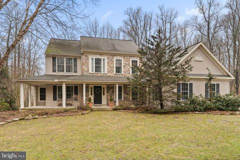 Homes For Sale - 2881 Chestnut Hill Road<br/> POTTSTOWN, PA 19465