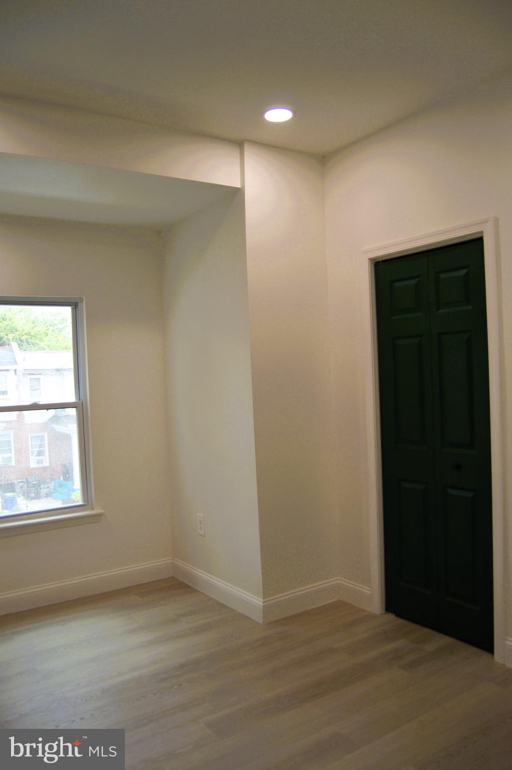 WEST OAK LANE - Residential Lease