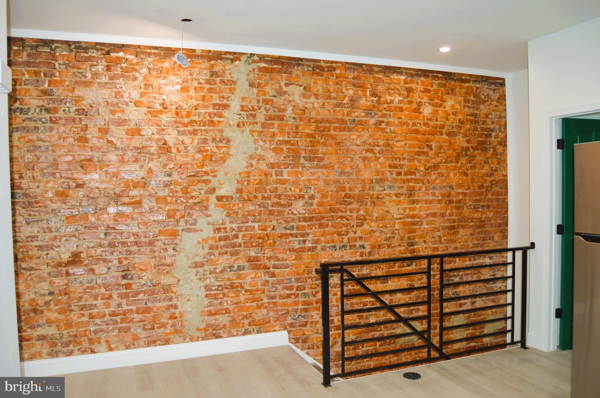 WEST OAK LANE - Residential Lease