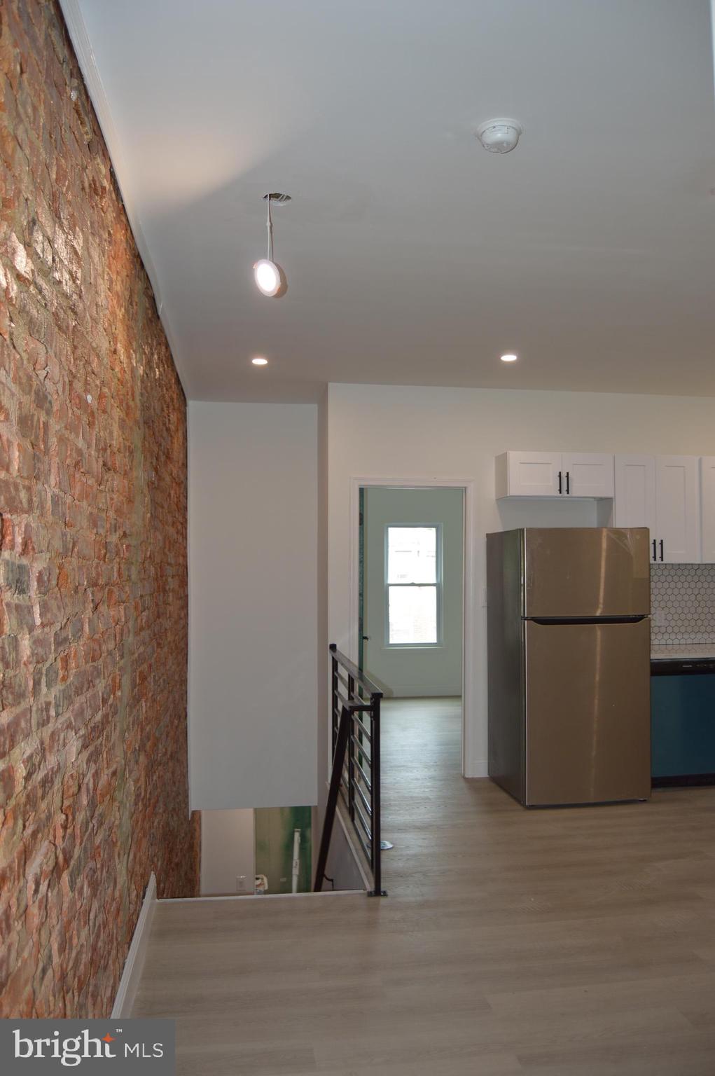 WEST OAK LANE - Residential Lease