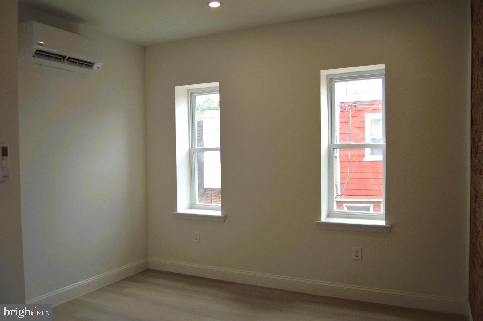 WEST OAK LANE - Residential Lease