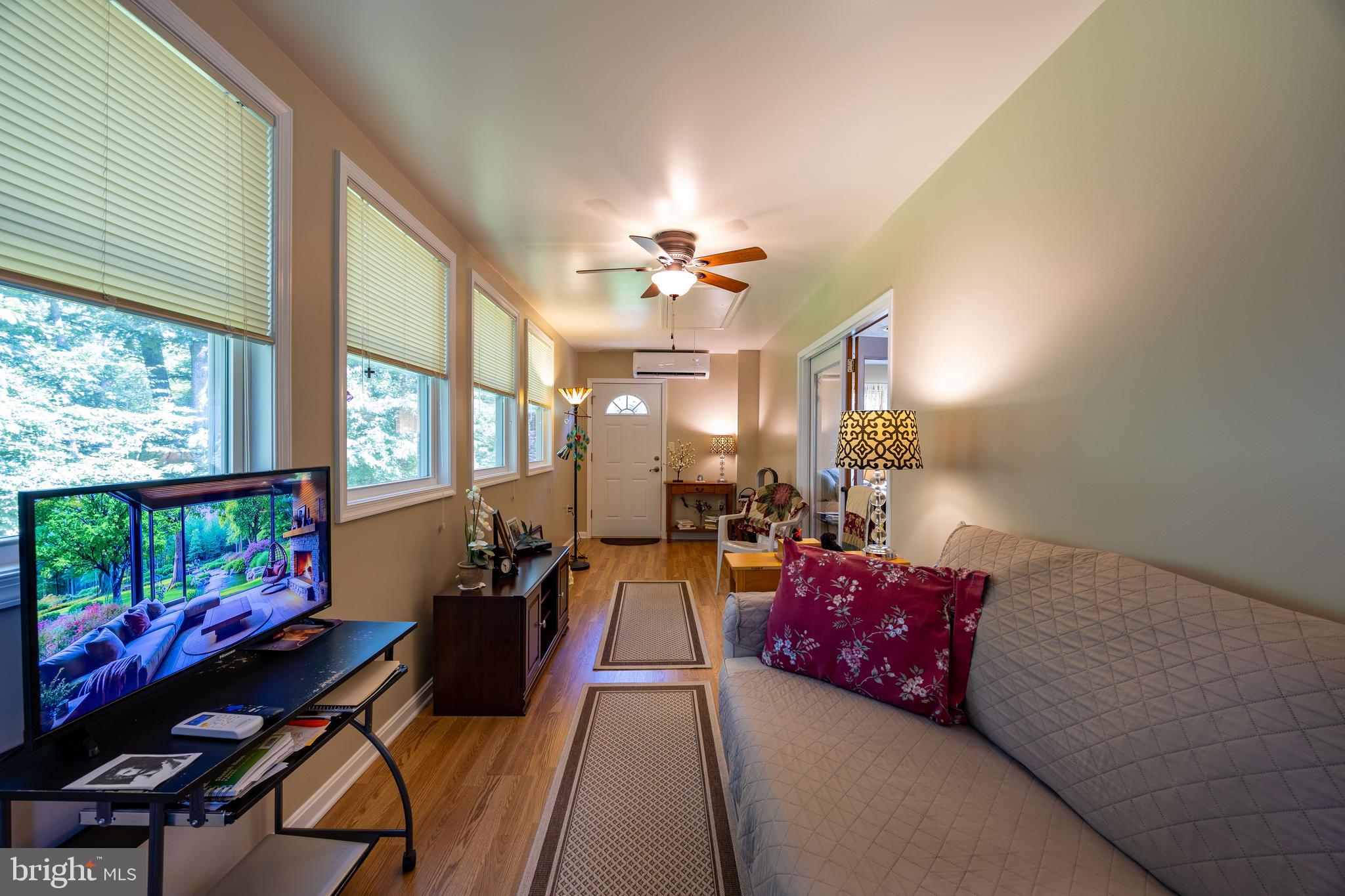 WOODLAND PARK - Residential