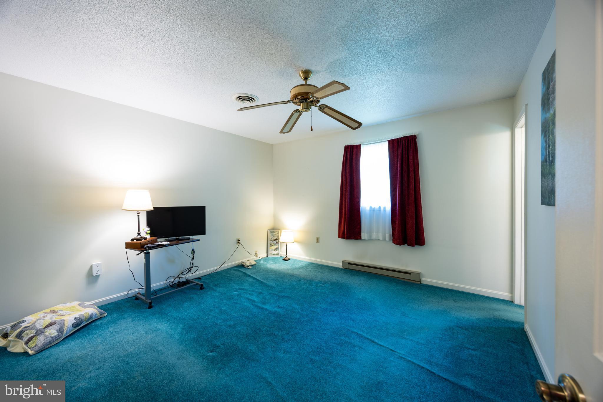 WOODLAND PARK - Residential