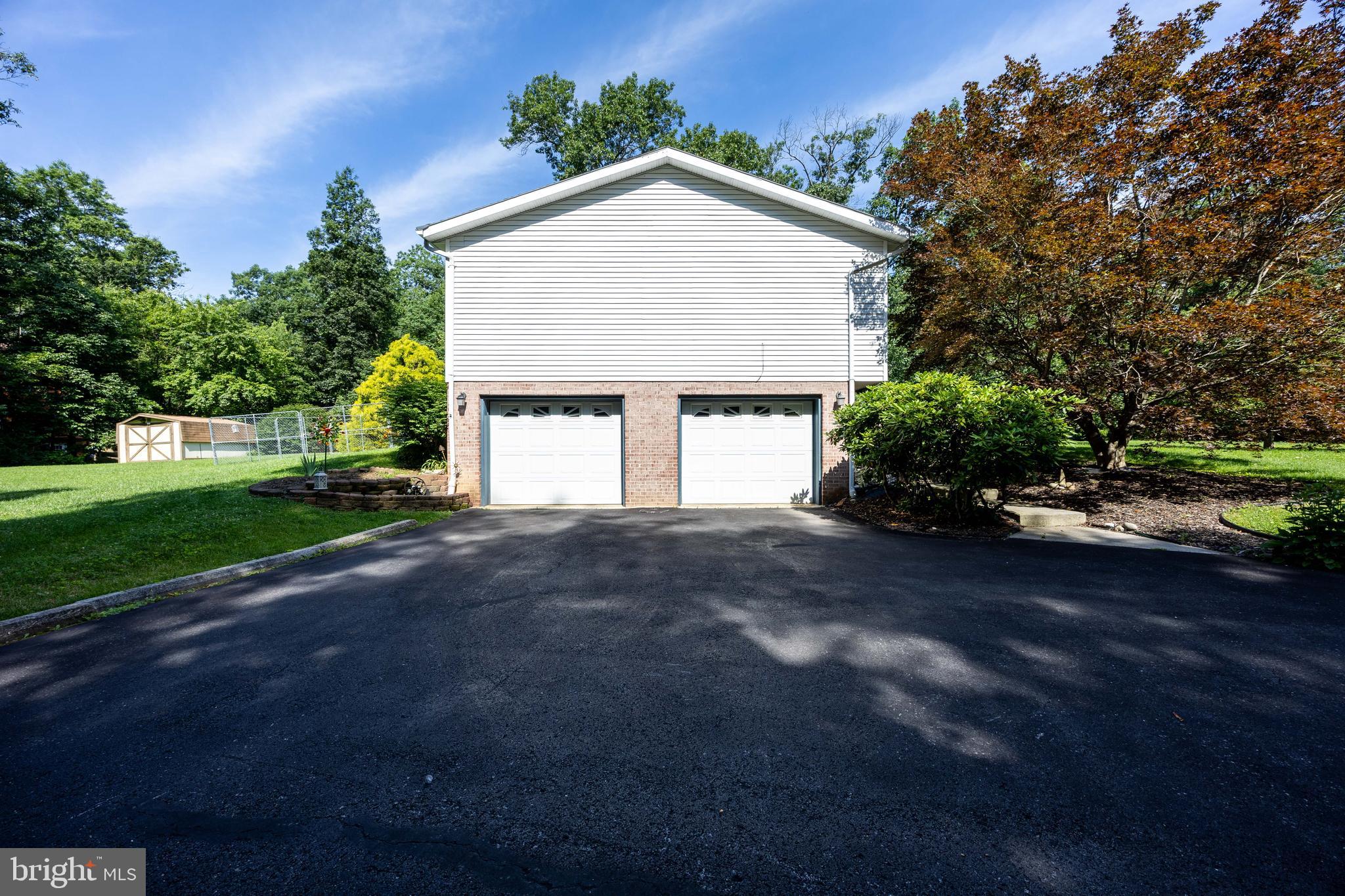 WOODLAND PARK - Residential