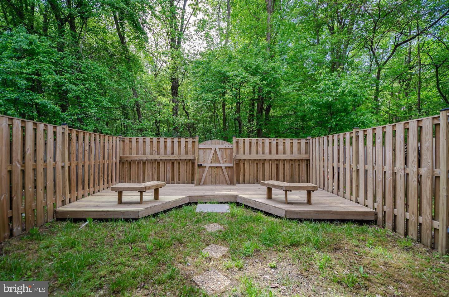 CROFTON SQUARE - Residential