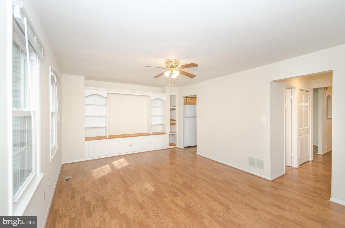 1822 FOXDALE COURT