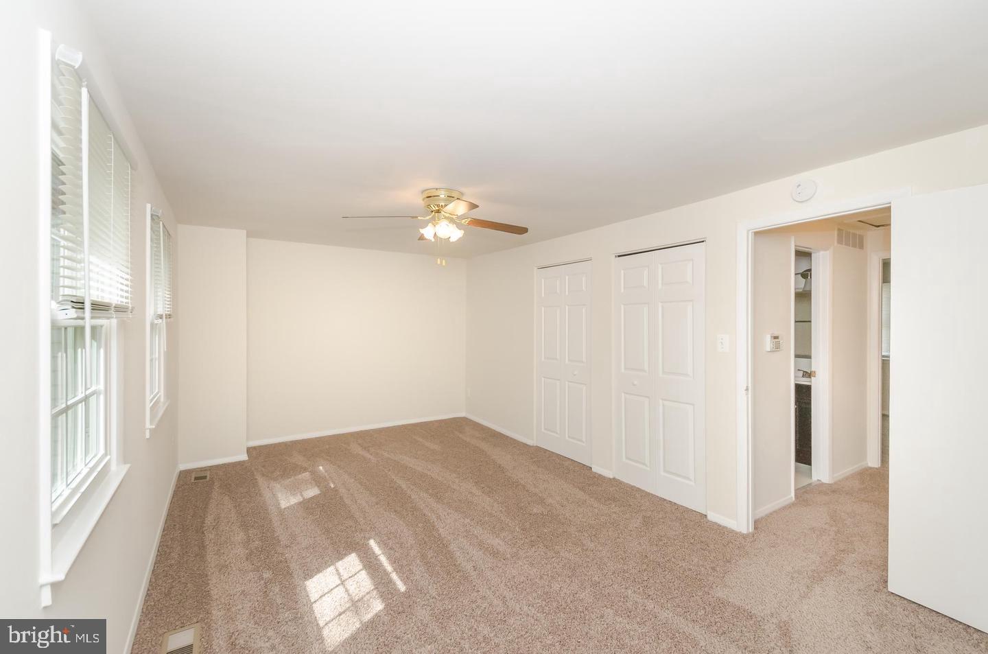 CROFTON SQUARE - Residential