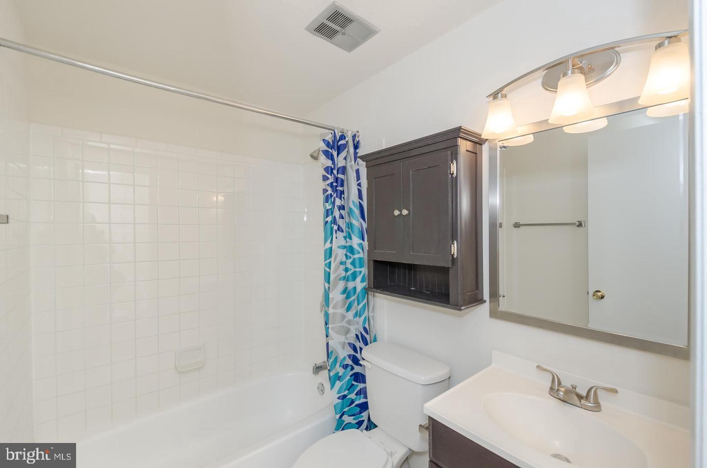 CROFTON SQUARE - Residential