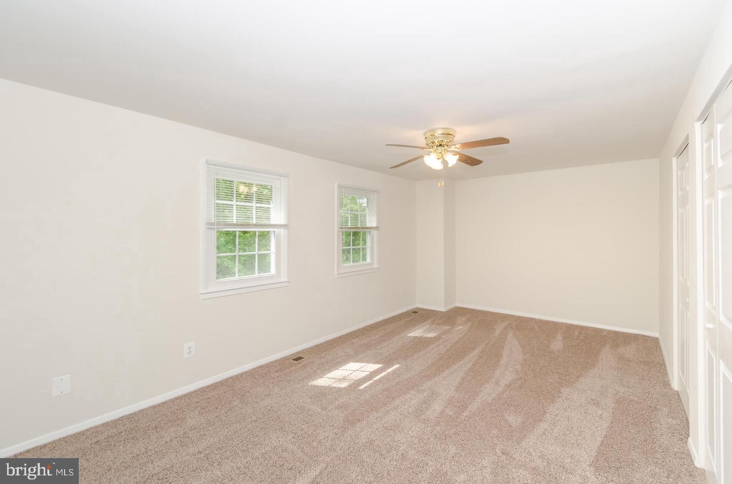 CROFTON SQUARE - Residential