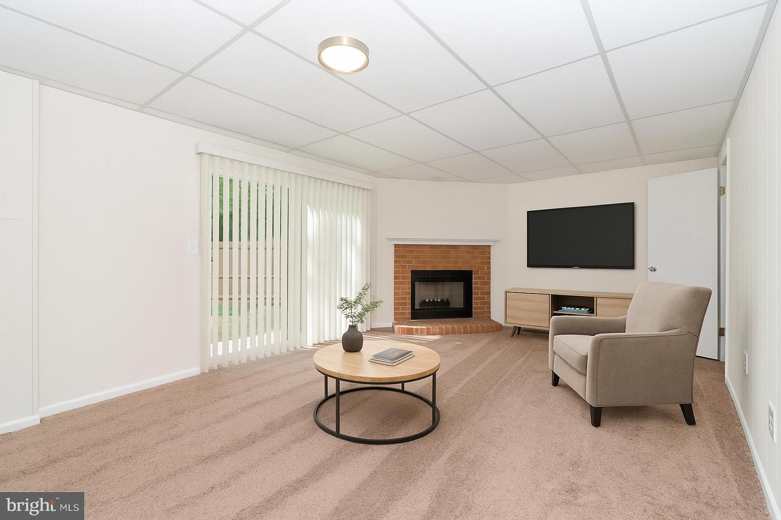 CROFTON SQUARE - Residential