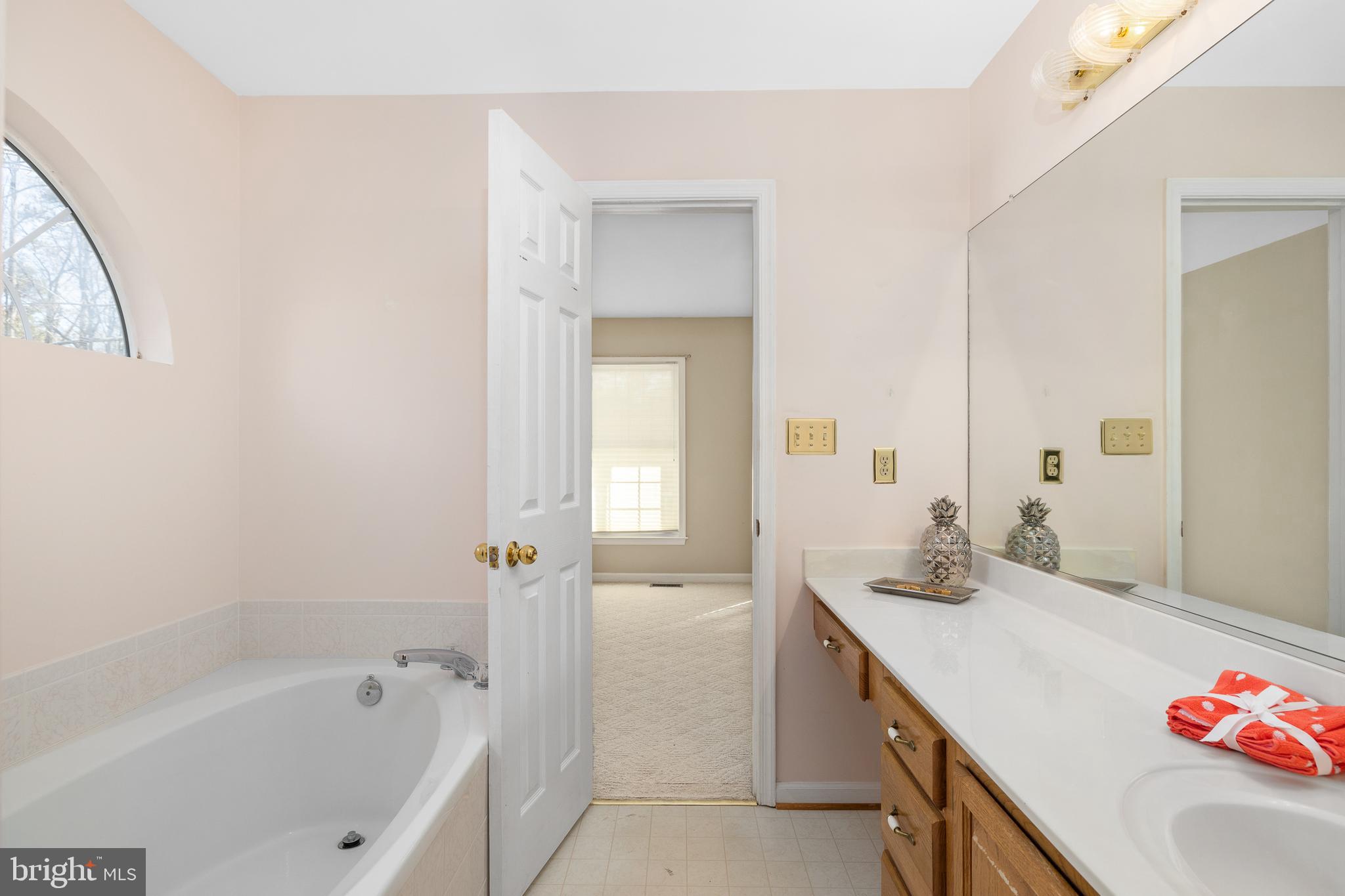 LAKE LAND OR - Residential