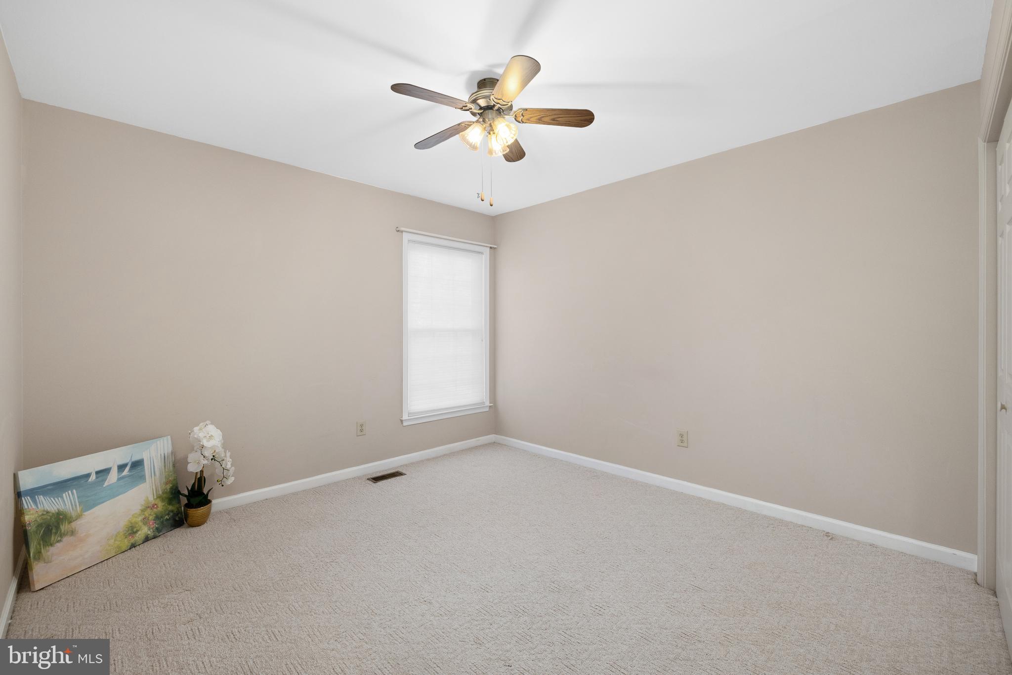 LAKE LAND OR - Residential