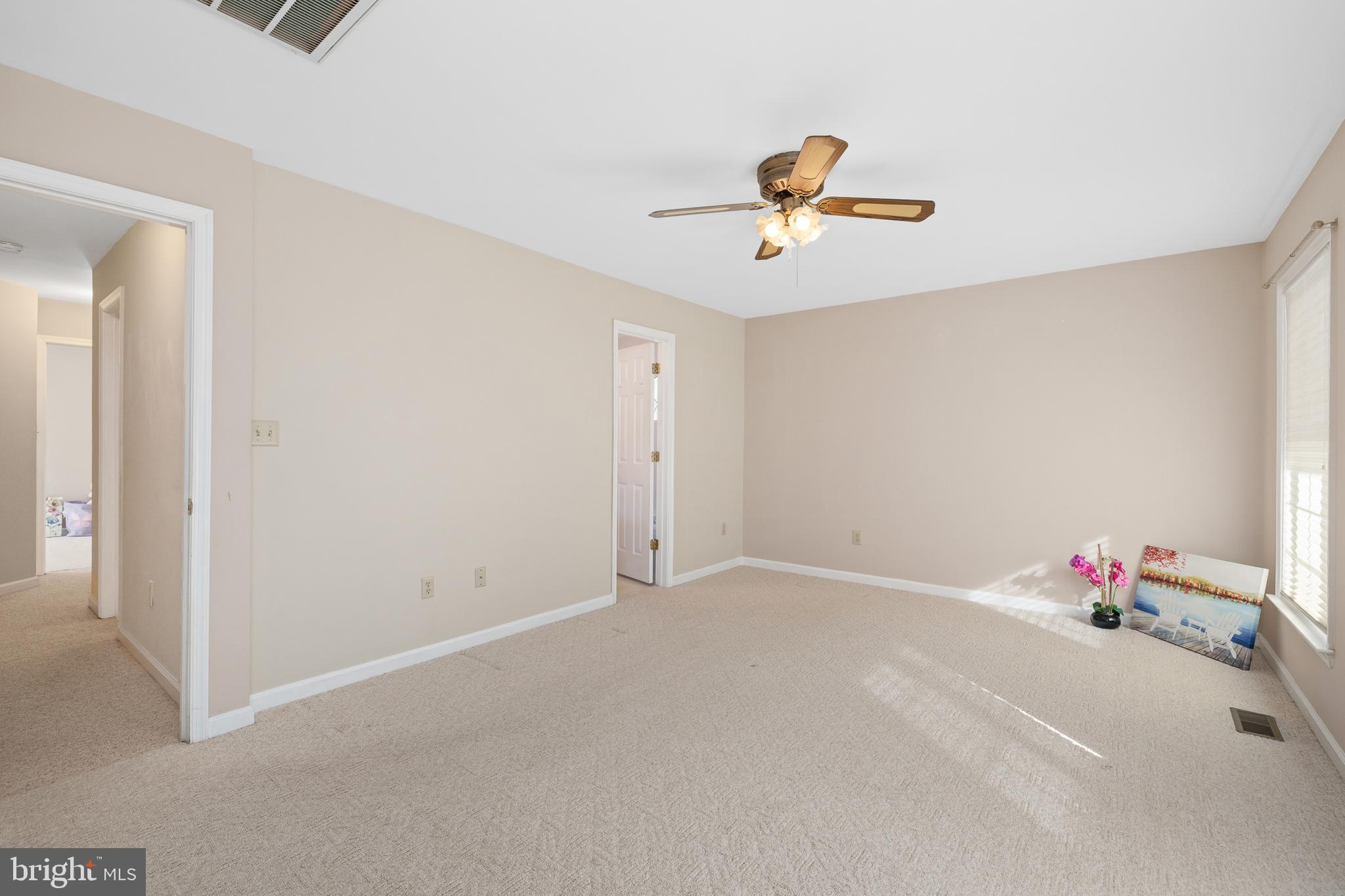 LAKE LAND OR - Residential