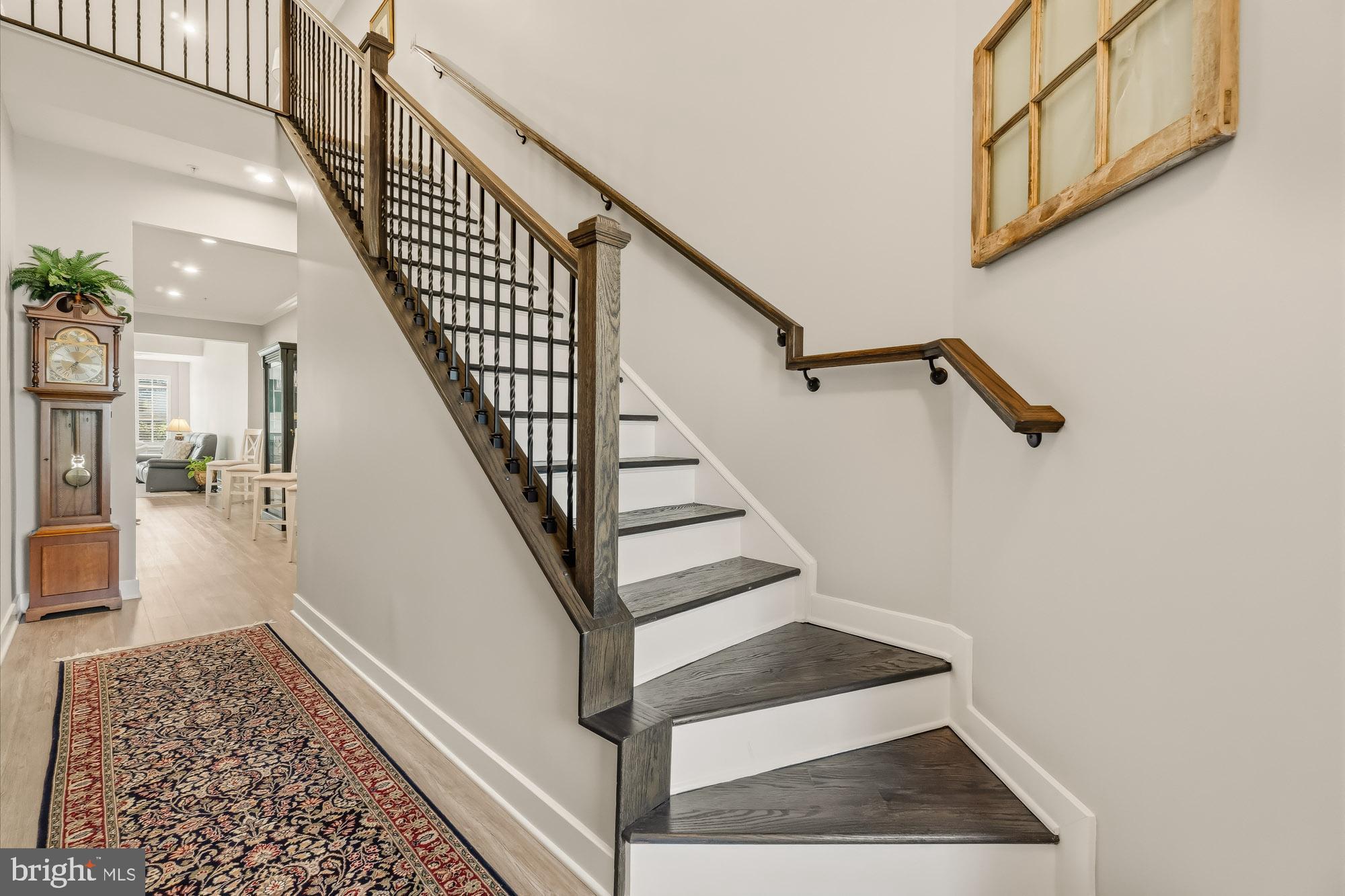 3237 THORNAPPLE DRIVE