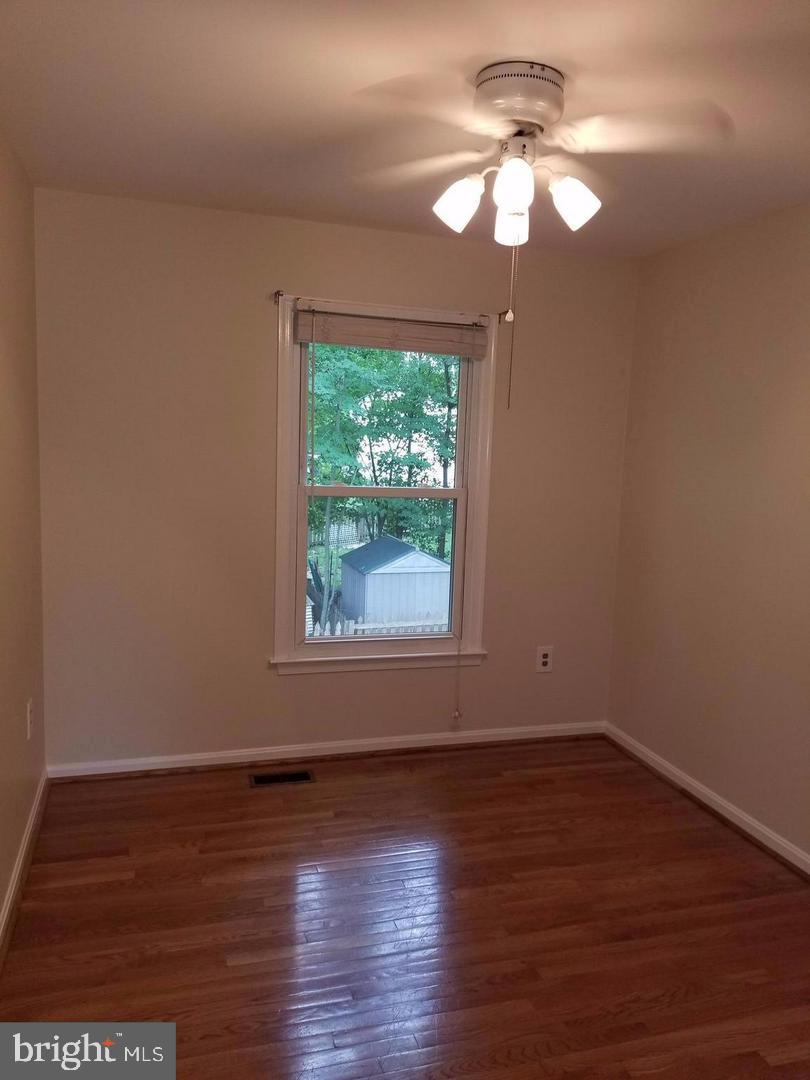 LAKE RIDGE - Residential Lease