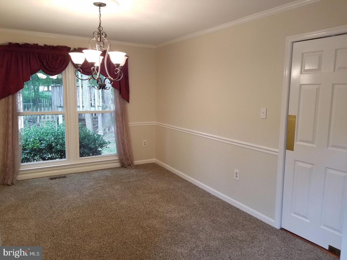 LAKE RIDGE - Residential Lease