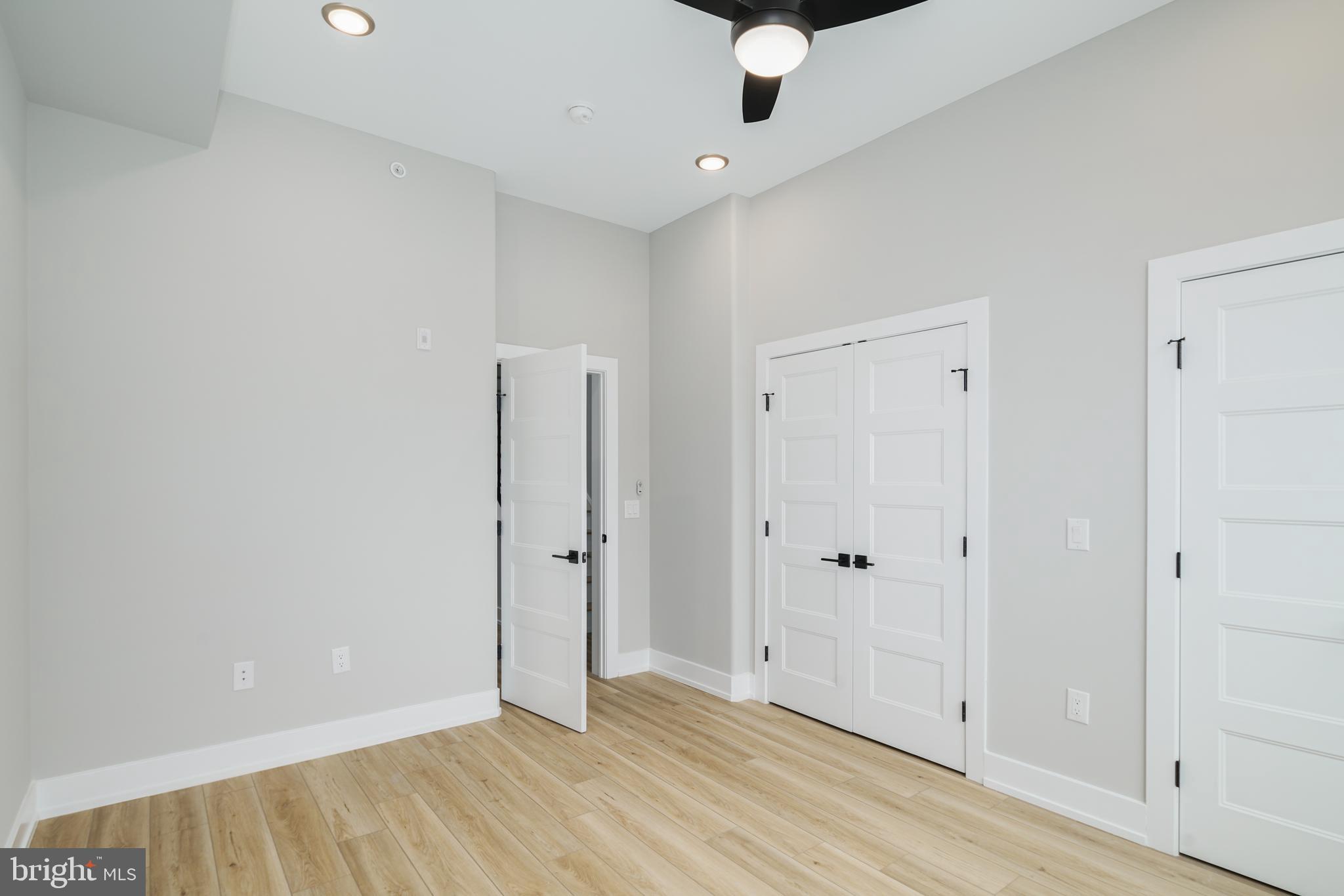 OLDE KENSINGTON - Residential