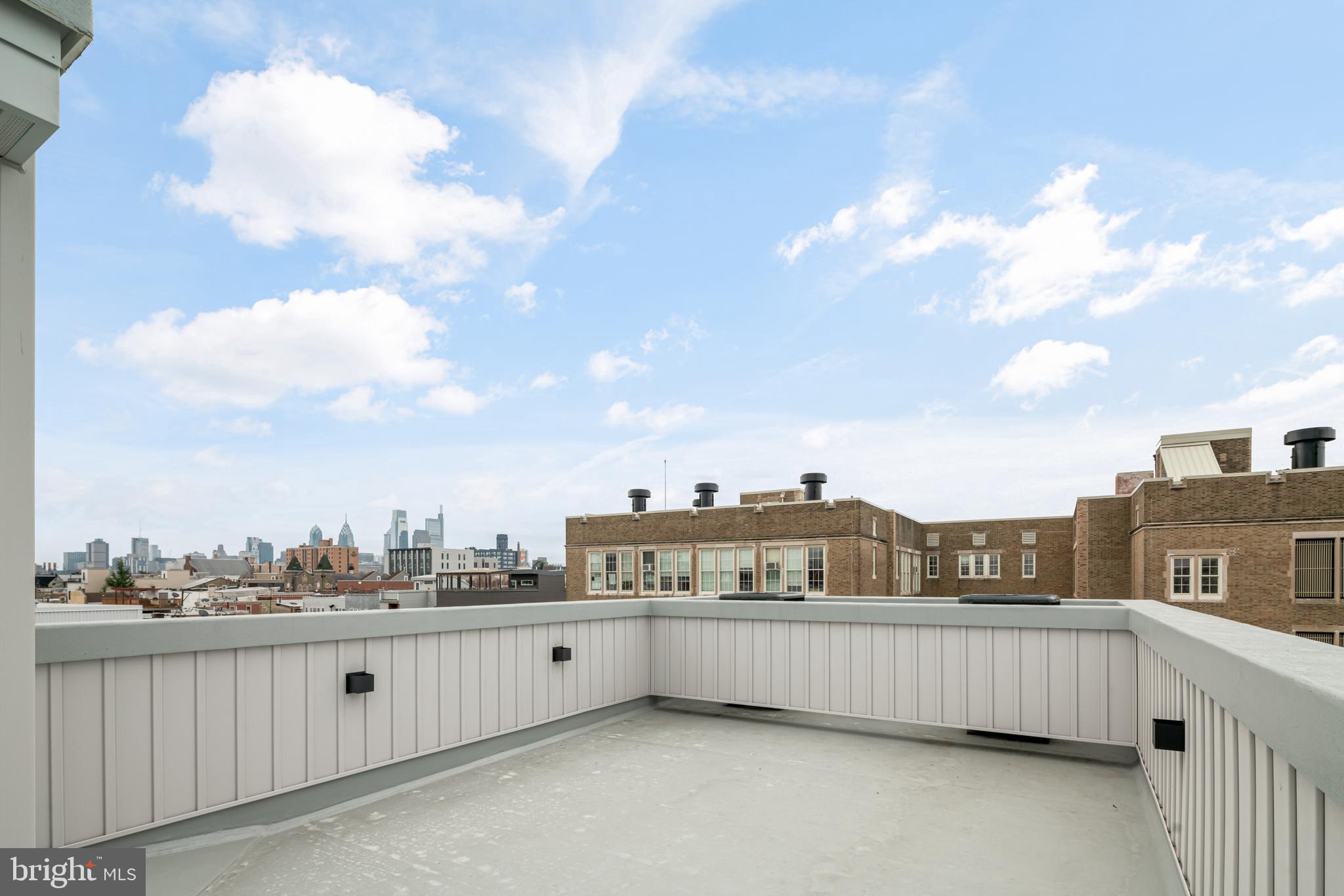 OLDE KENSINGTON - Residential