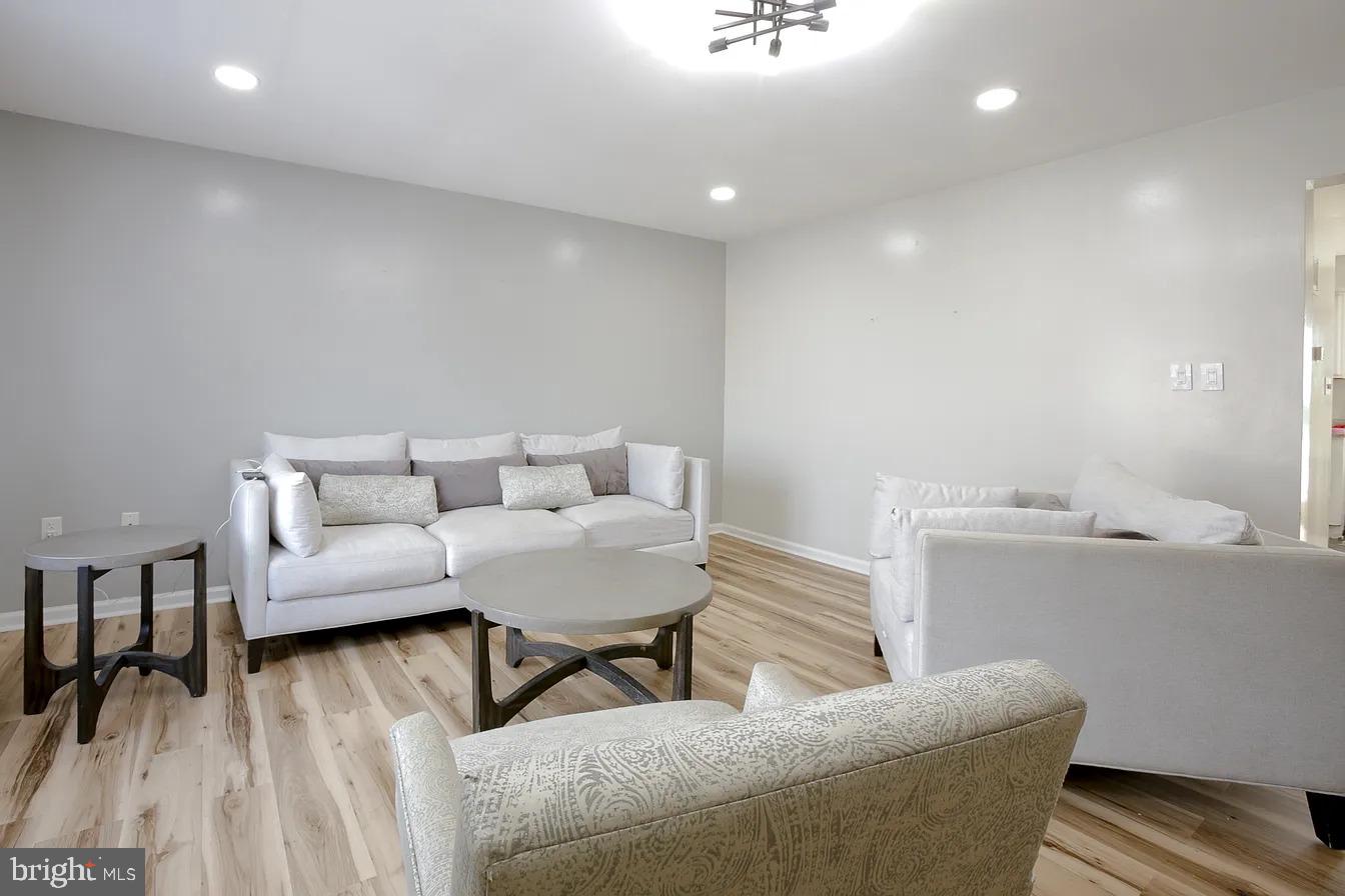 1019 FREDRICK BOULEVARD