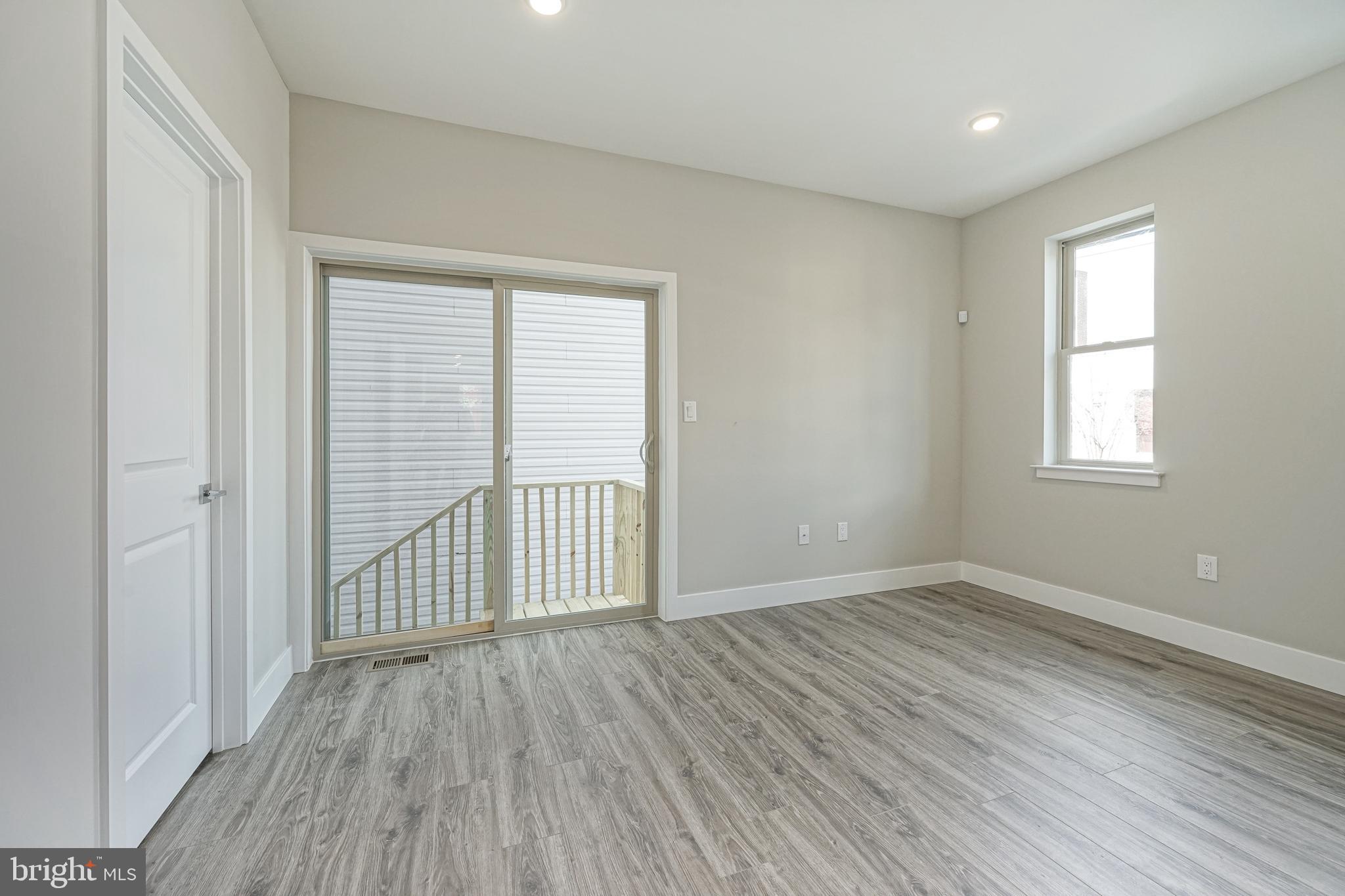 OLDE KENSINGTON - Residential Lease