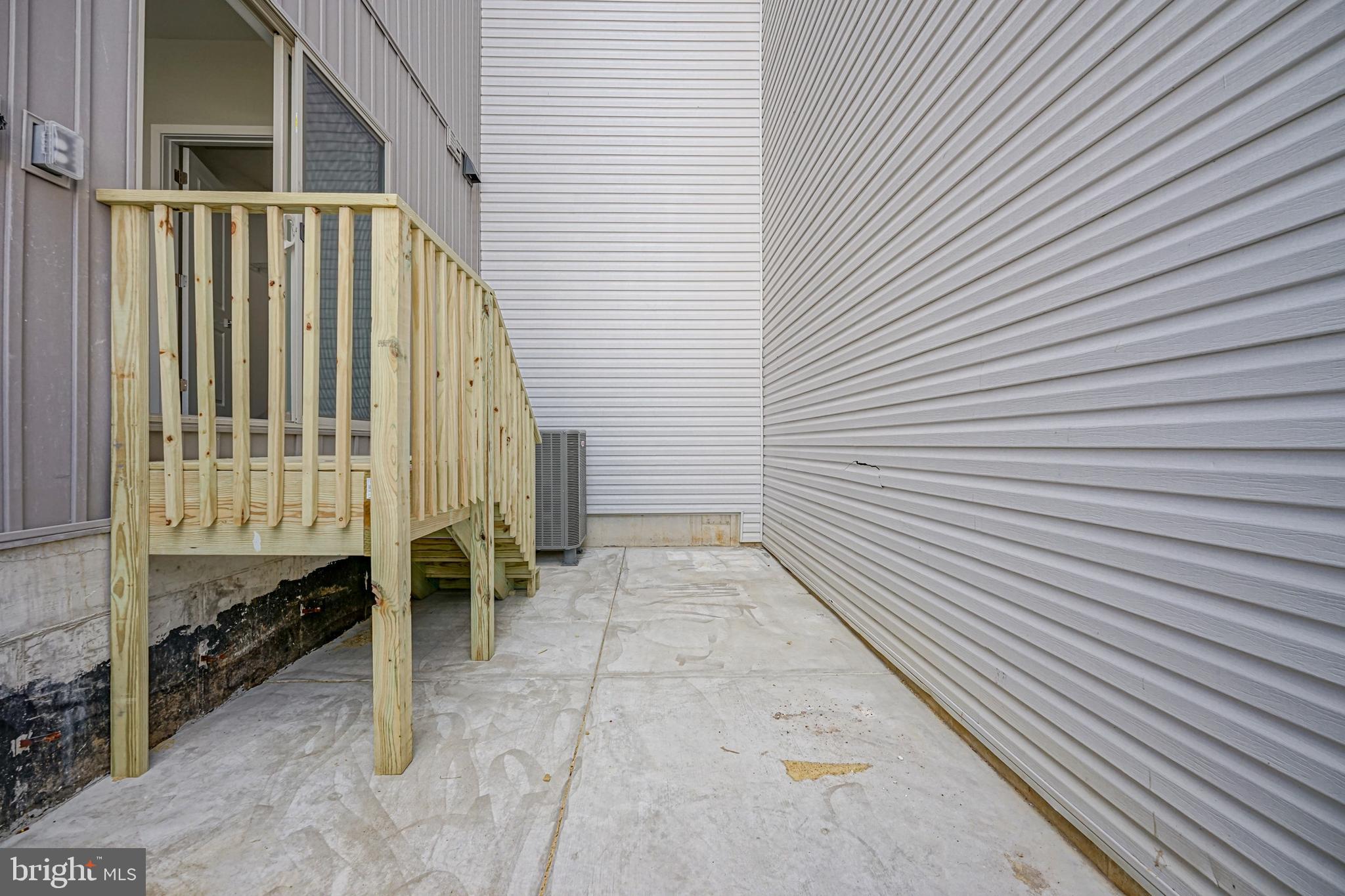 OLDE KENSINGTON - Residential Lease