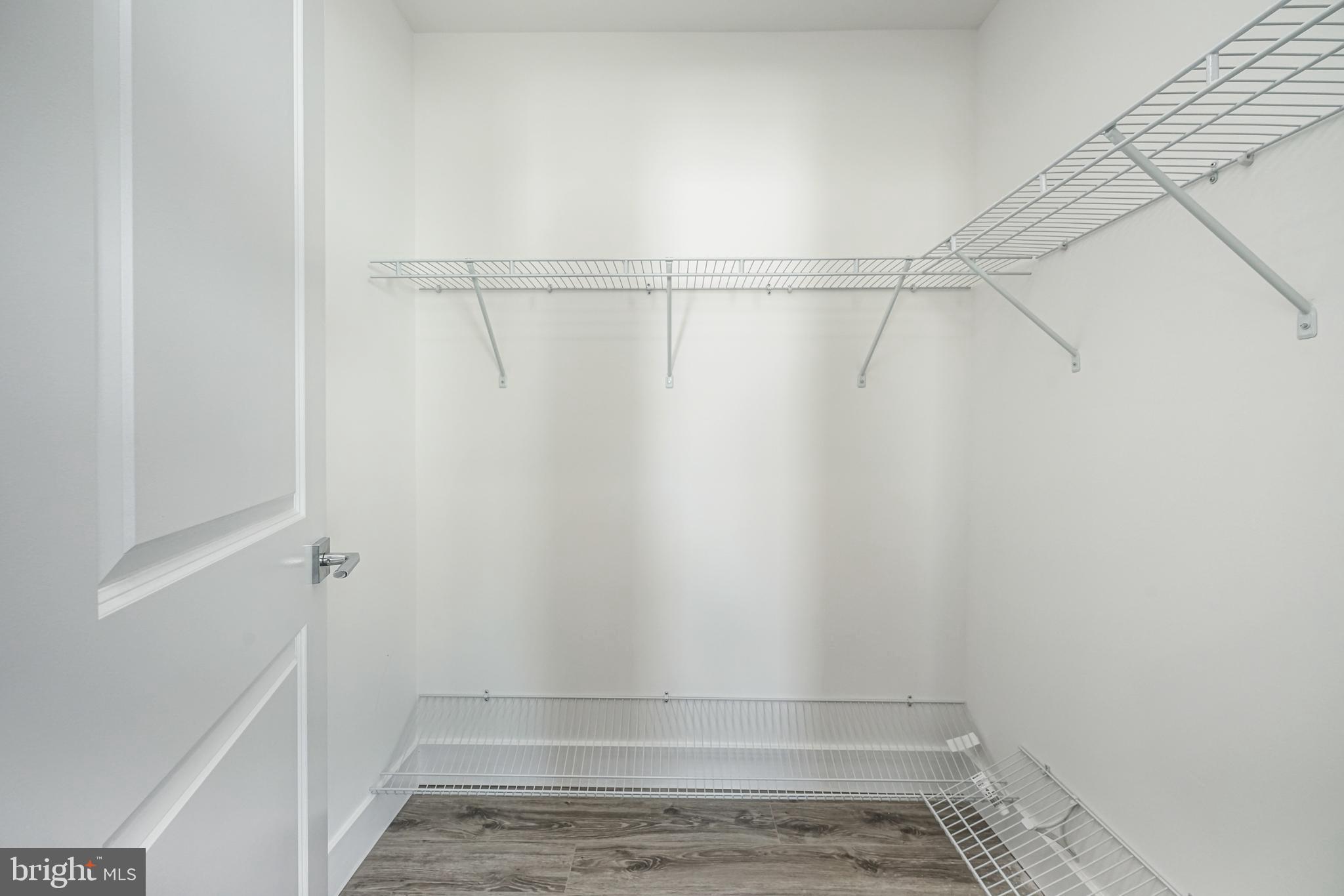 OLDE KENSINGTON - Residential Lease