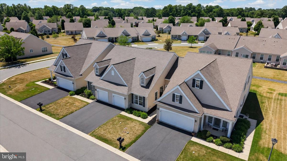 SPRING MEADOW - Residential