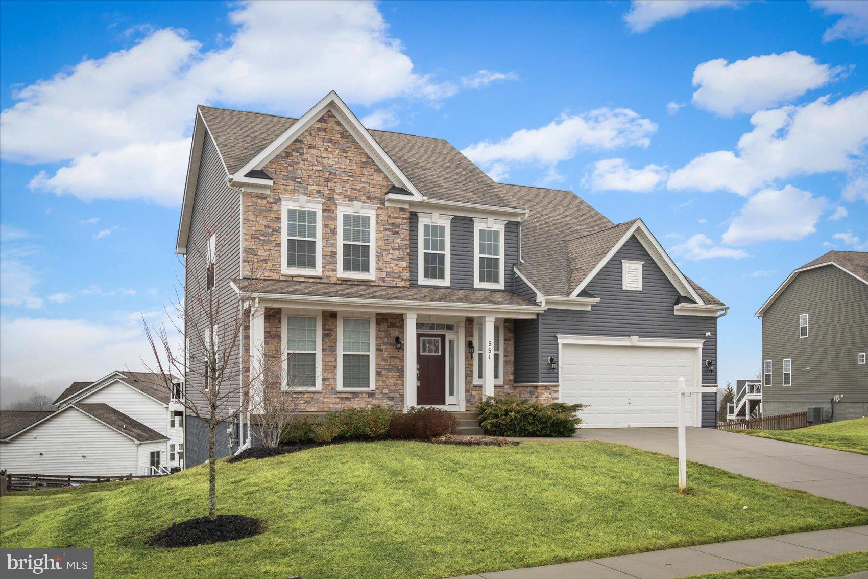 STONEGATE - Residential