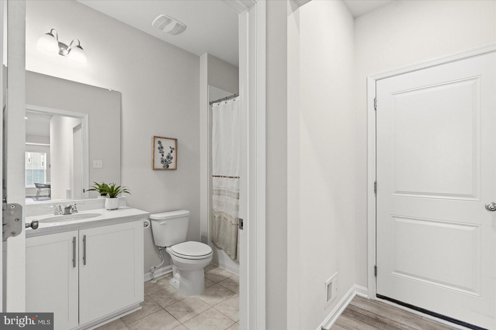 STONEGATE - Residential