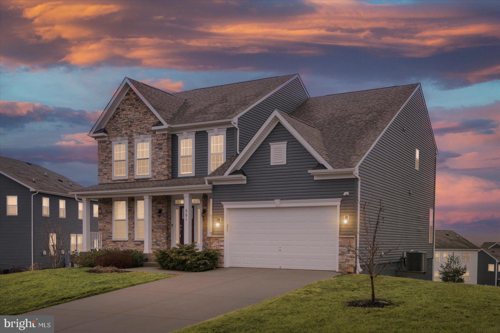 STONEGATE - Residential