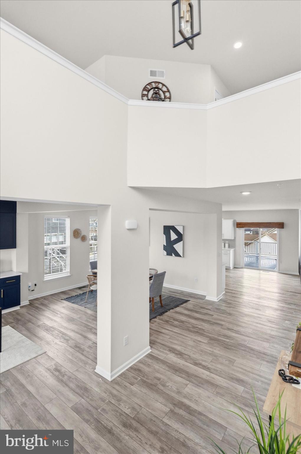 STONEGATE - Residential