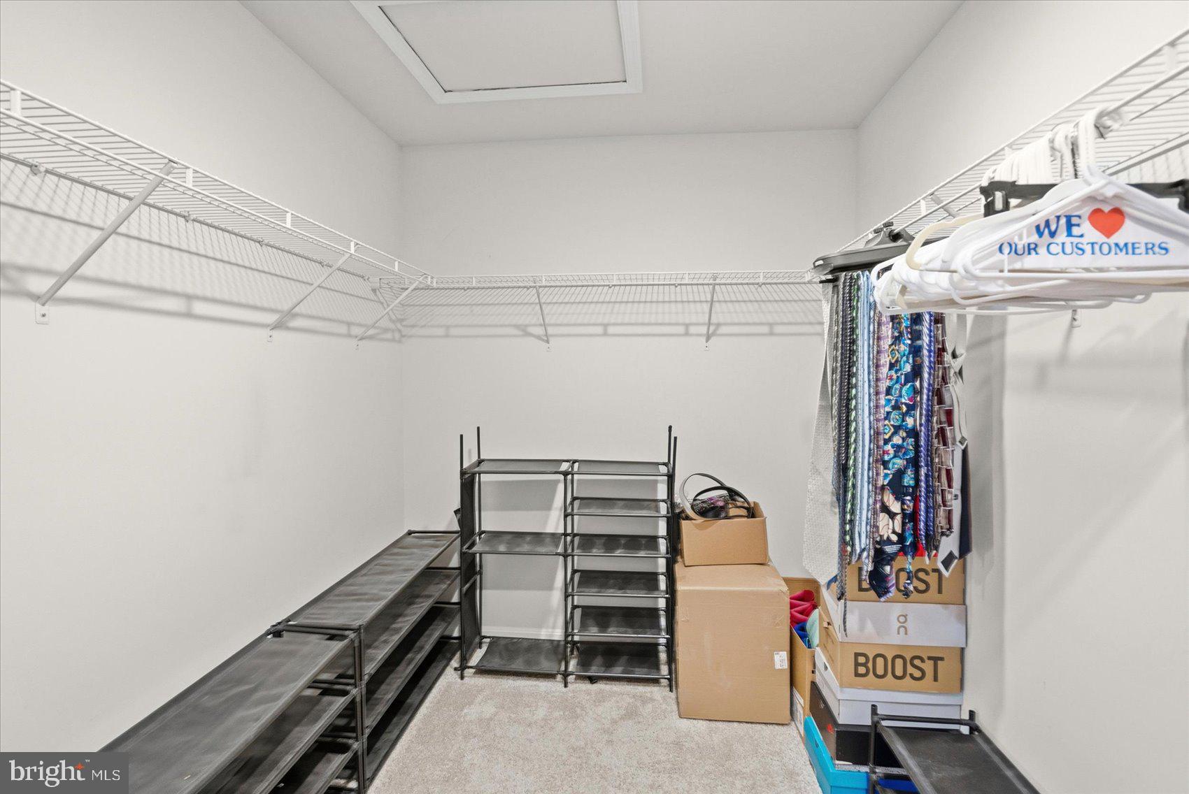 STONEGATE - Residential