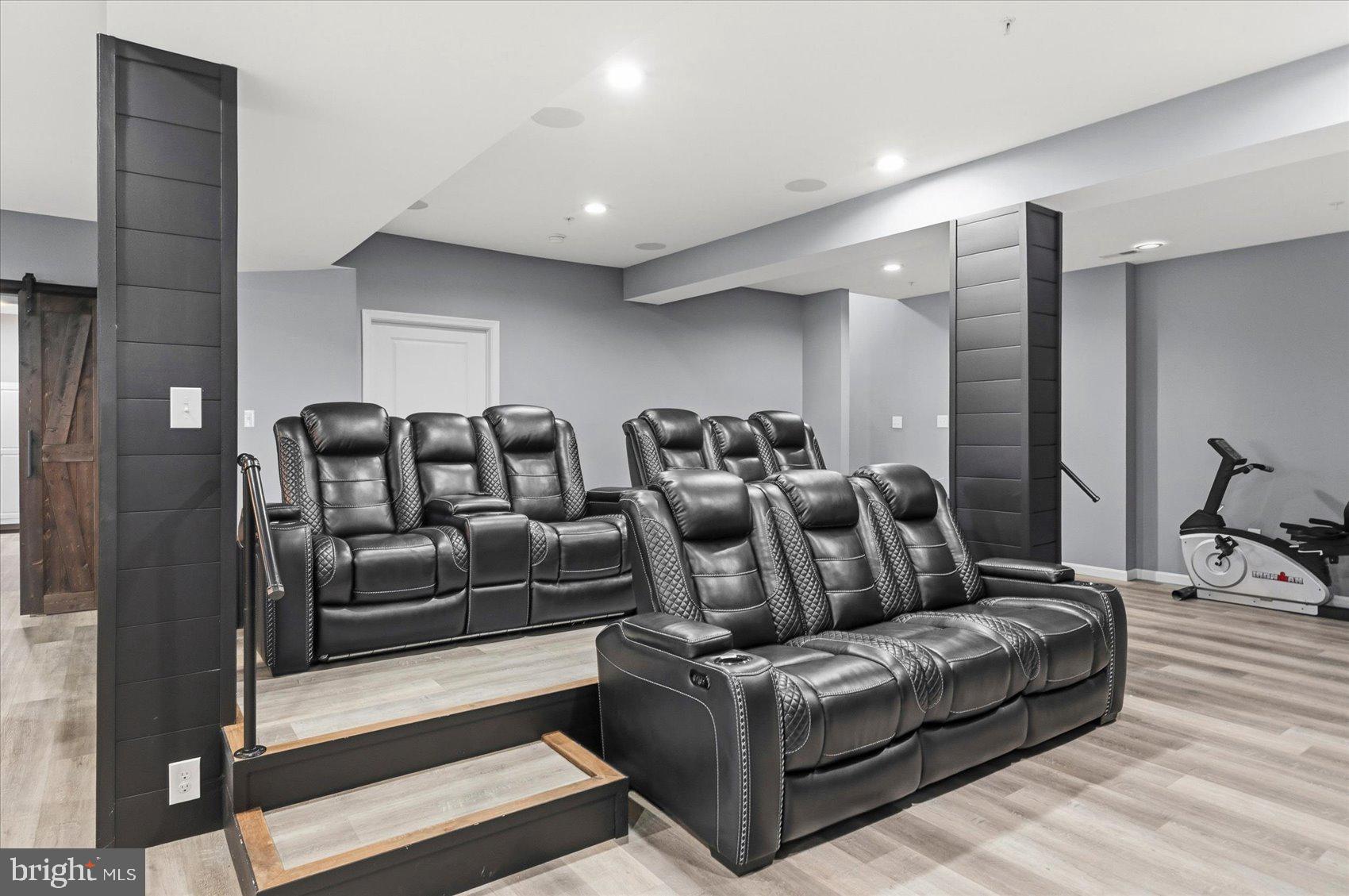 STONEGATE - Residential