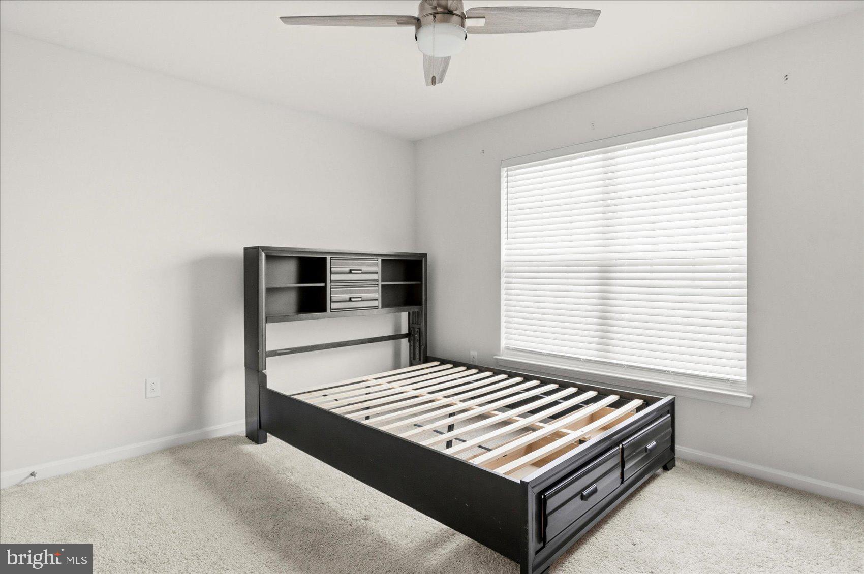 STONEGATE - Residential